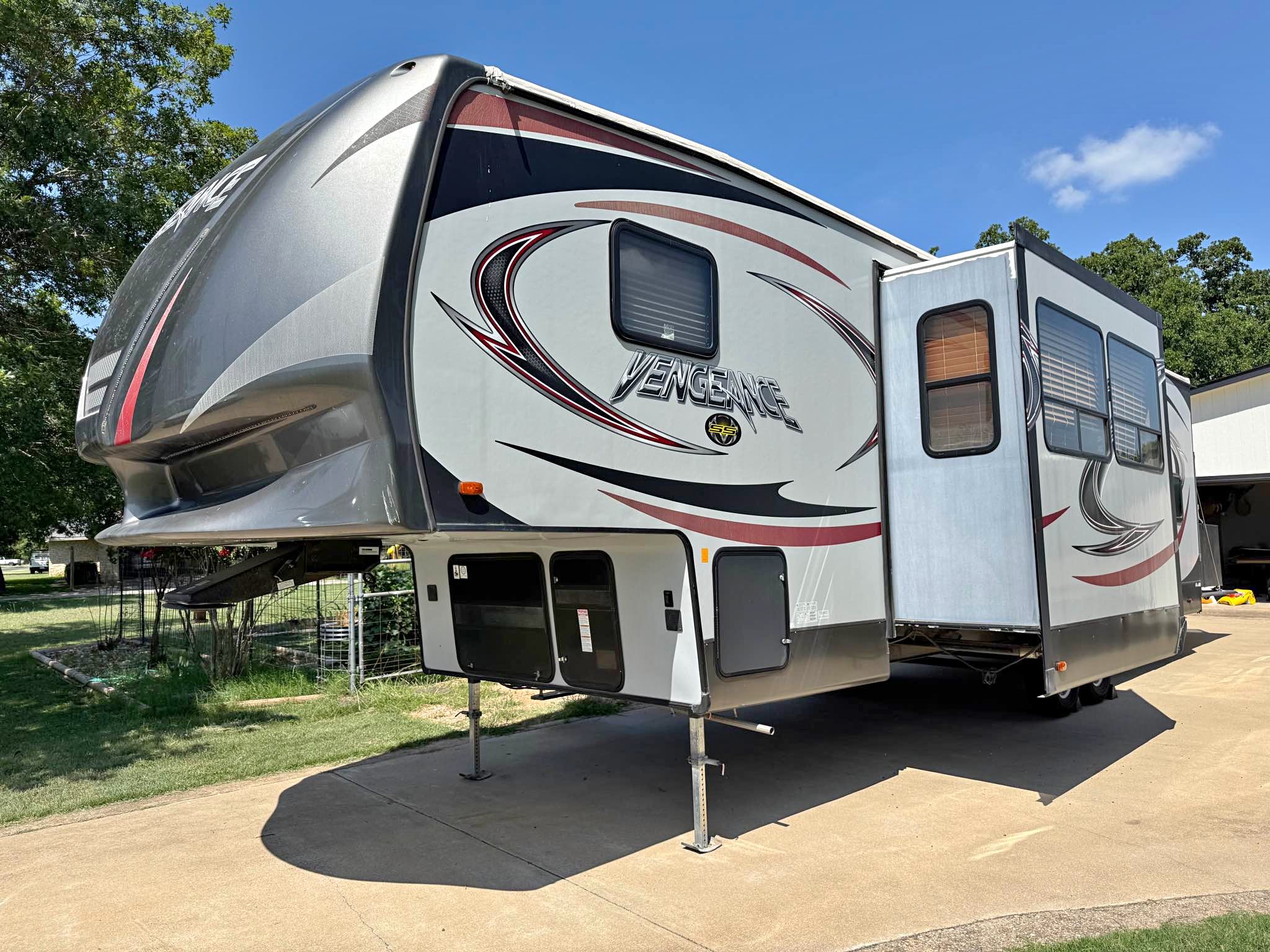 2016 Forest River Vengeance - RVs & Campers - Georgetown, Texas ...
