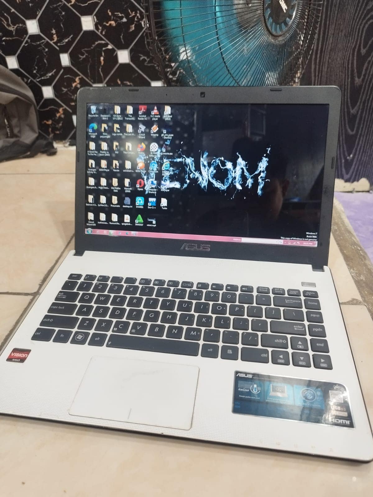KOMPUTER SECOND JAKARTA | Asus x401u processor AMD RAM 2 GB SSD 128 GB ...