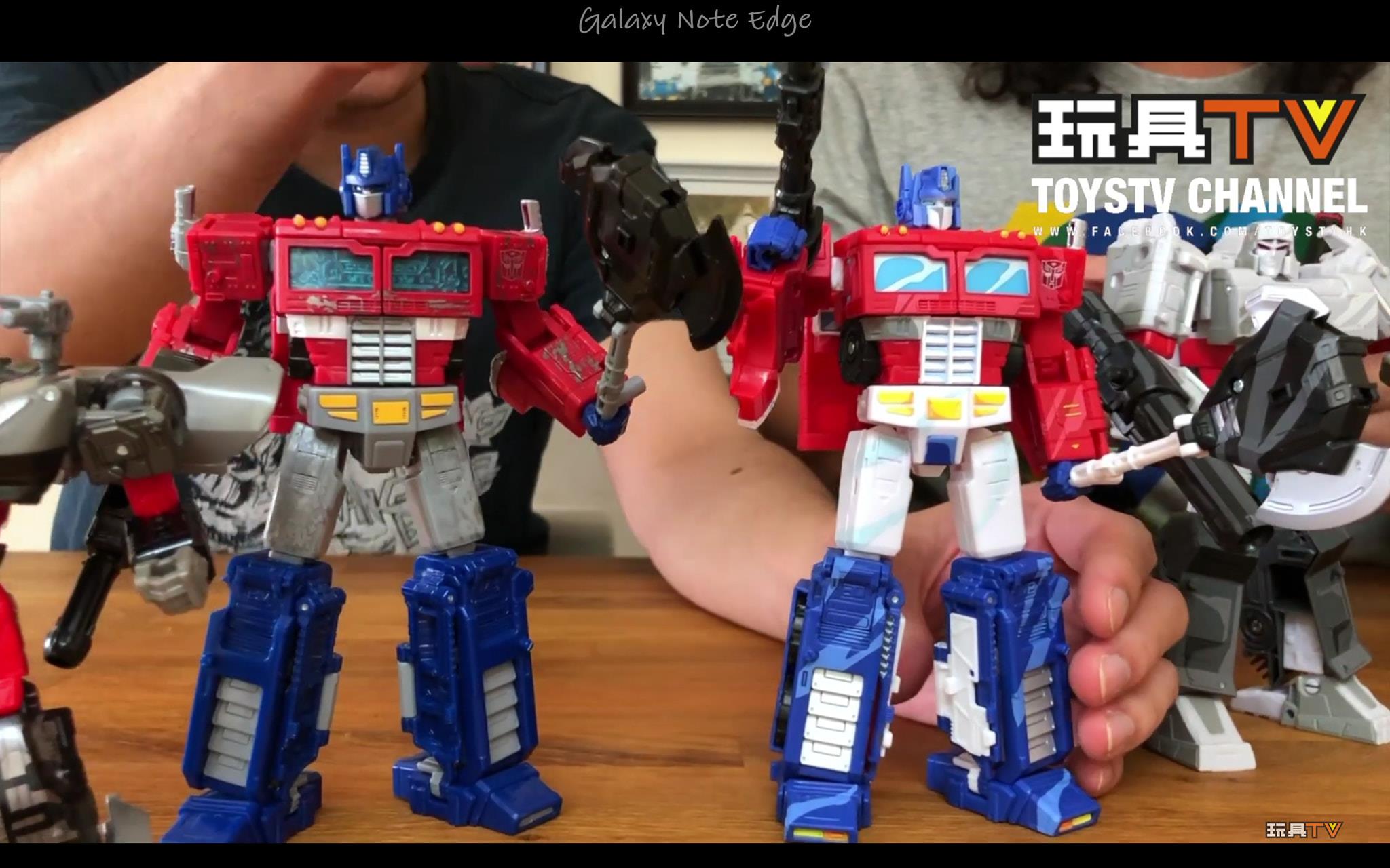 Transformers War for Cybertron 35th Anniversary Classic Animation 