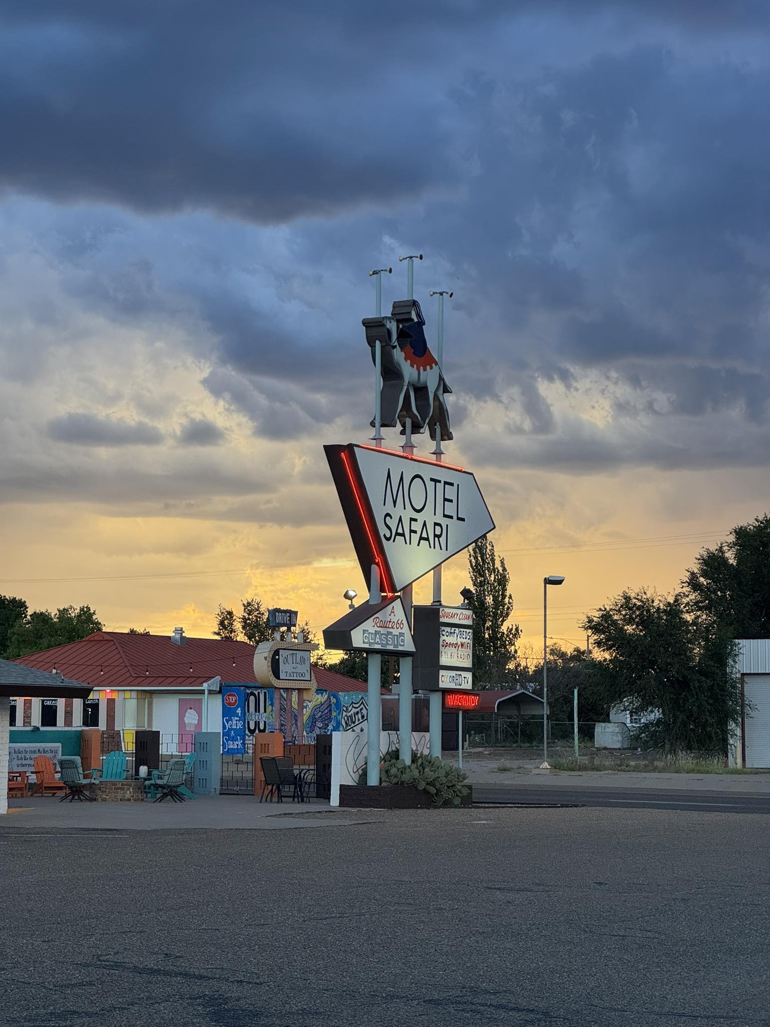 Staying in my favourite Route 66 Motel tonight ❤️