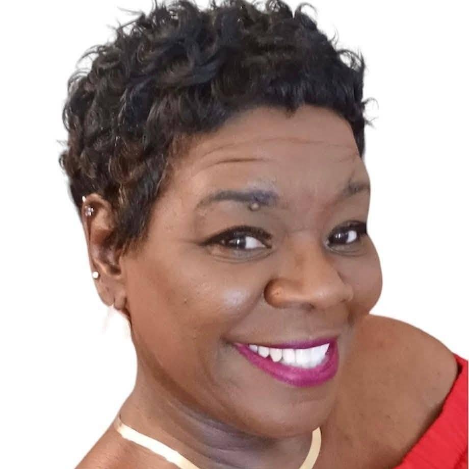 Dacki Y Knox - I’m a retired grandmother, widow, and... | Facebook