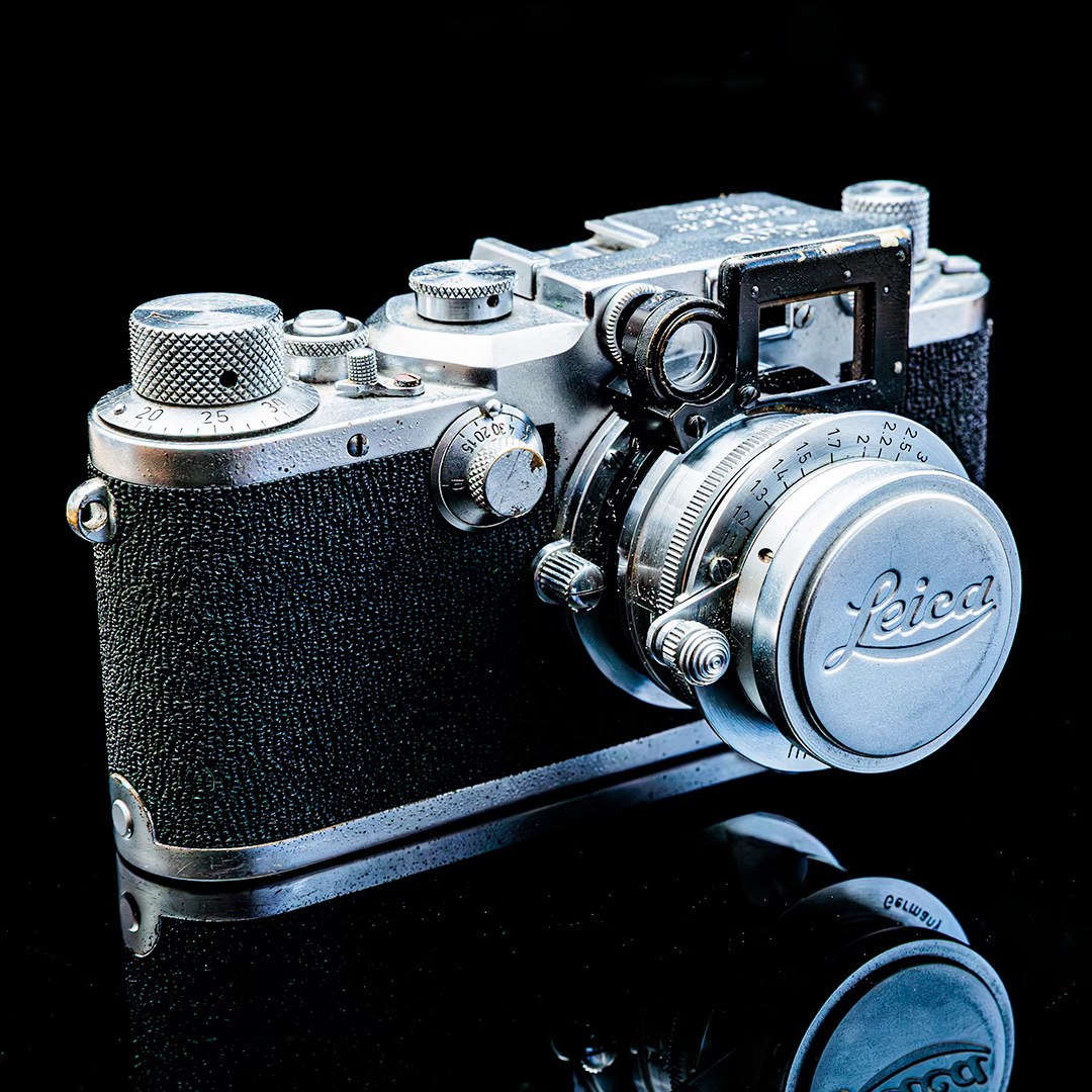 What year is Leitz Elmar 5cm f3.5 with serial number 895668?