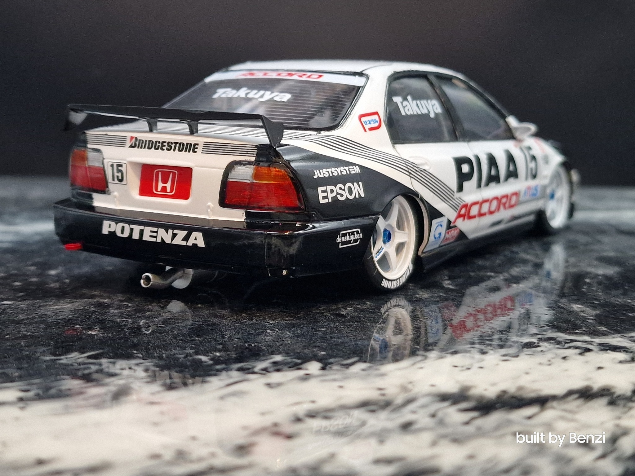 Tamiya 1/24 Honda Accord VTEC model