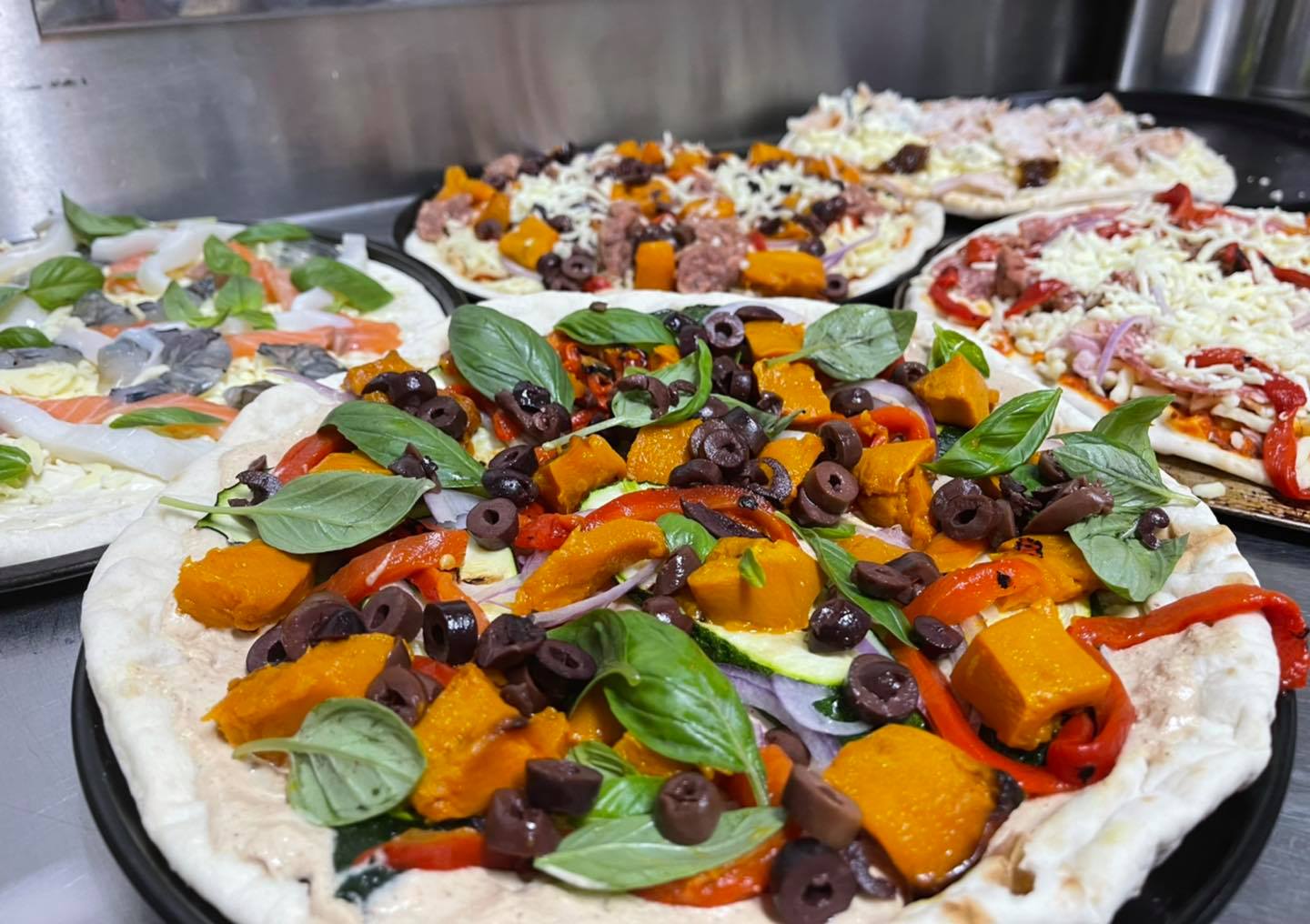 Forrest Beach Takeaway - 🍕🍕🍕 FRIDAY NIGHT PIZZA 🍕🍕🍕 Creamy Garlic ...