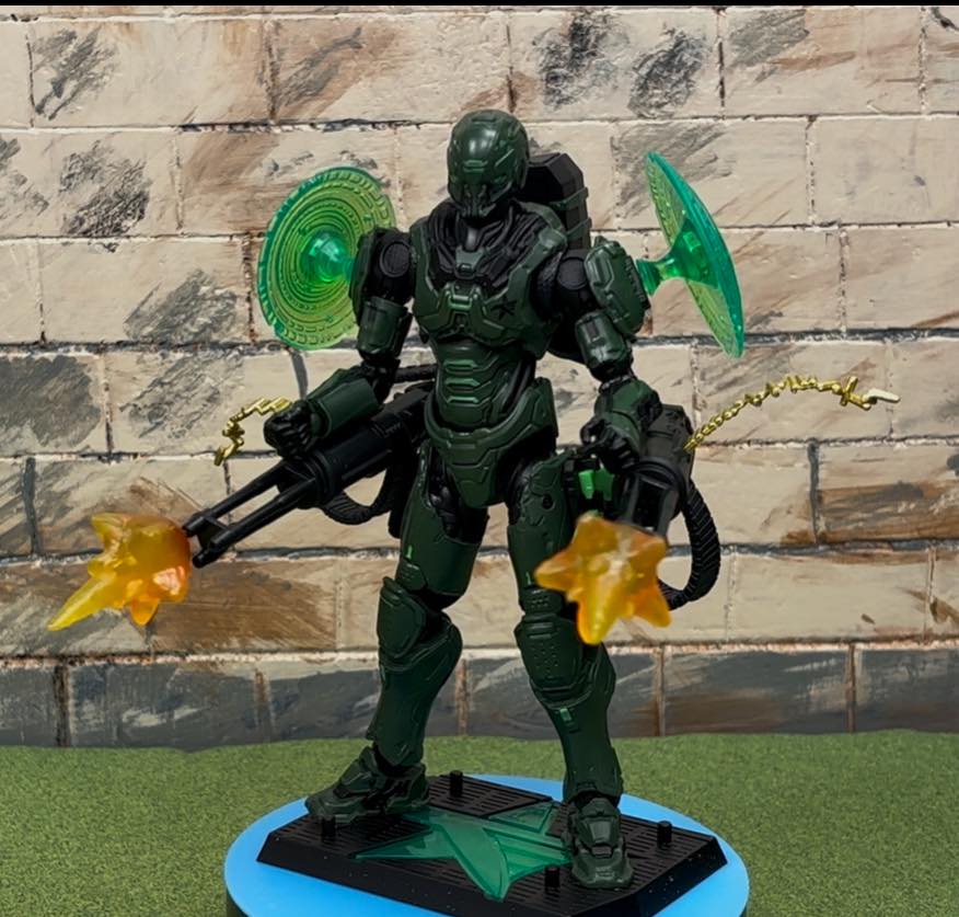 Praetorian Fury figure review with many accessories