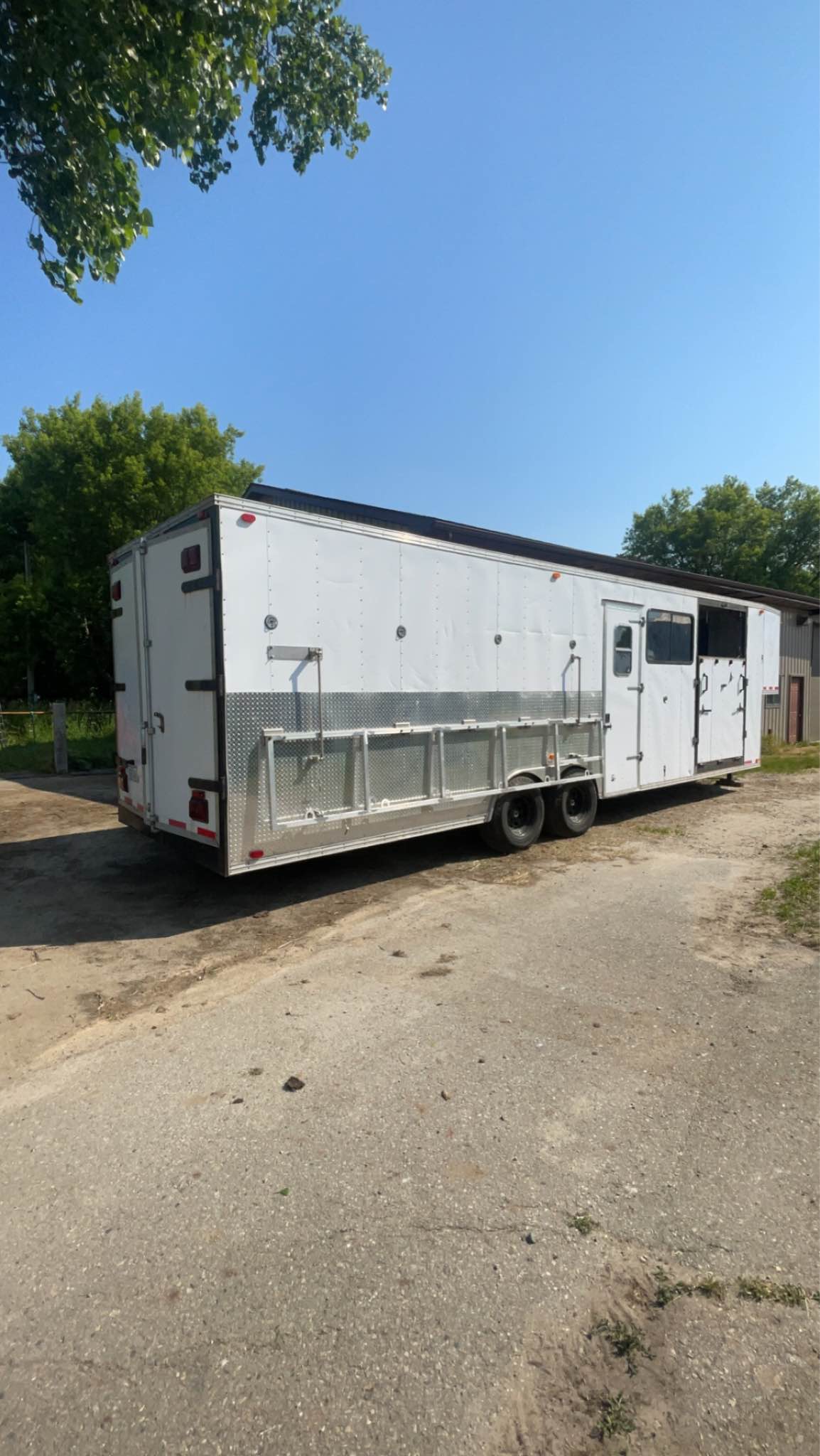 North American Carriage driving classifieds | 28’ horse and cargo/ tack ...
