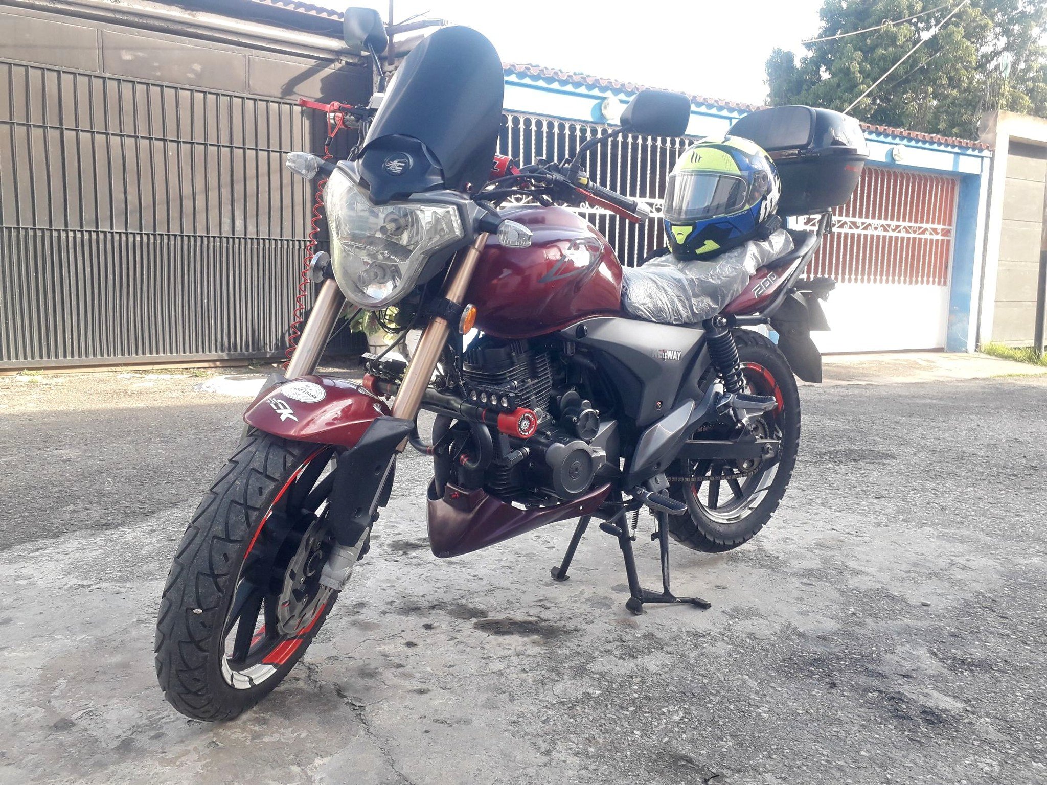 Rkv 200 keeway 2014