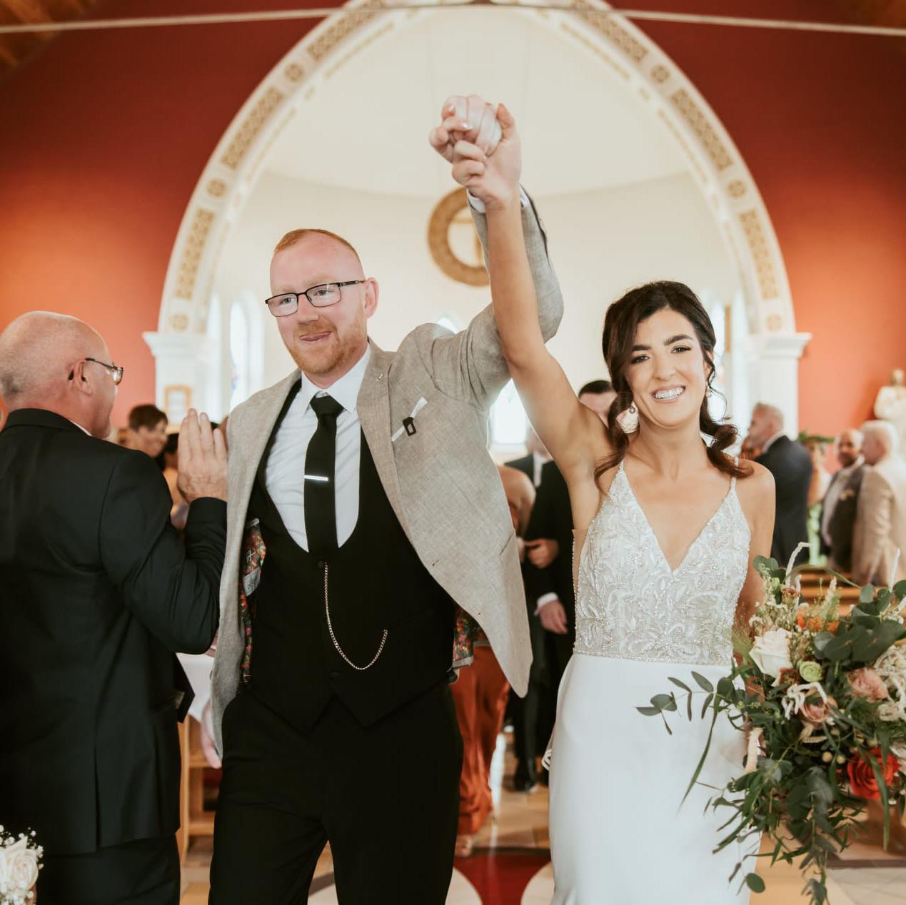 Tinnelly Ceilum - 🍾Celebrating Mr & Mrs Cunningham 🍻 | Facebook