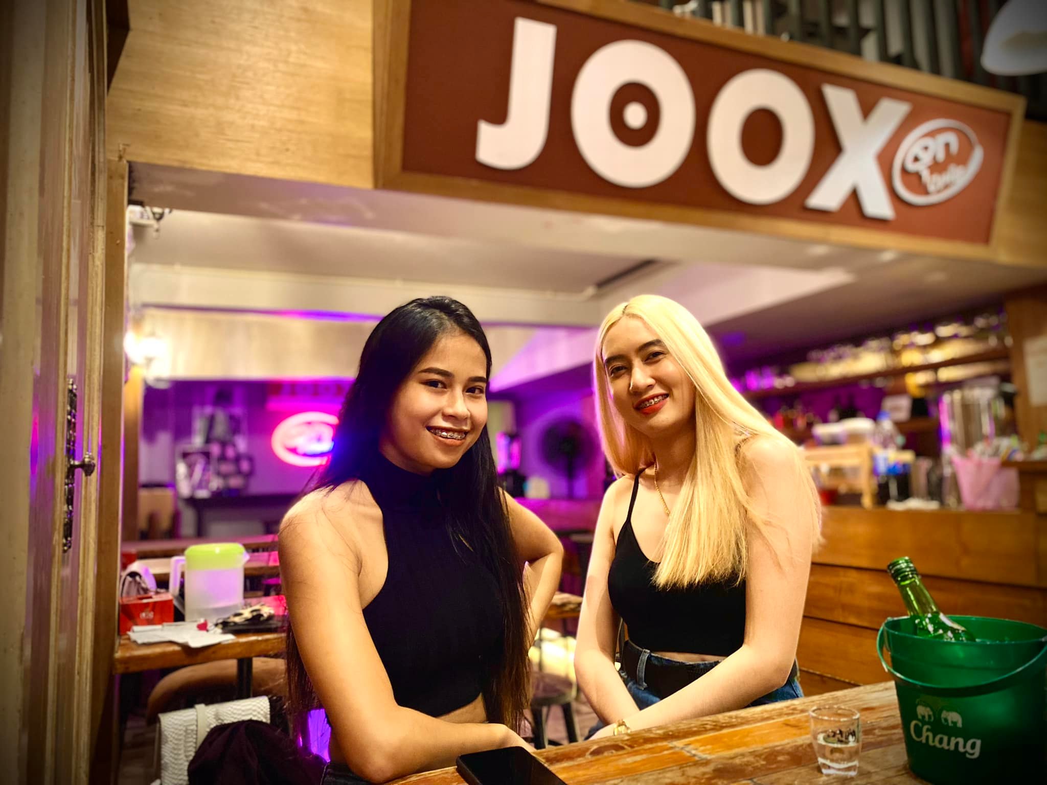 “ร้านคาเฟ่เปิดใหม่... - Unique Bar Ratchada | Facebook