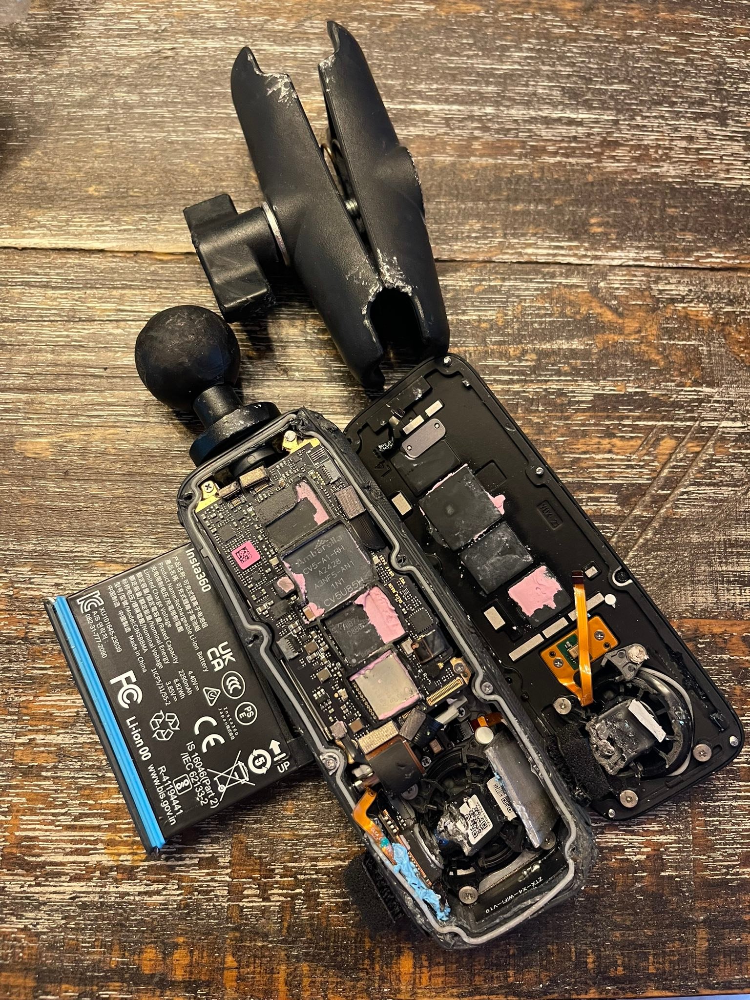 その他 ky Two guys on adventure bikes Kentucky tags,one lost his x4 camera