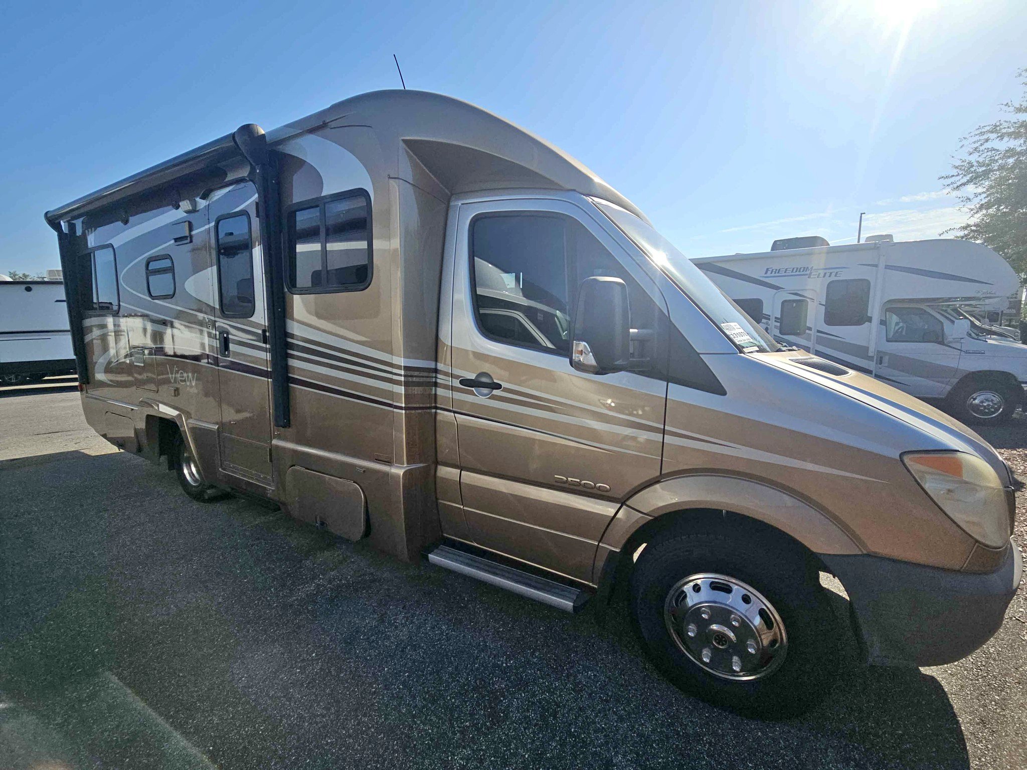 2010 Winnebago view profile - RVs & Campers - Orange Park, Florida ...