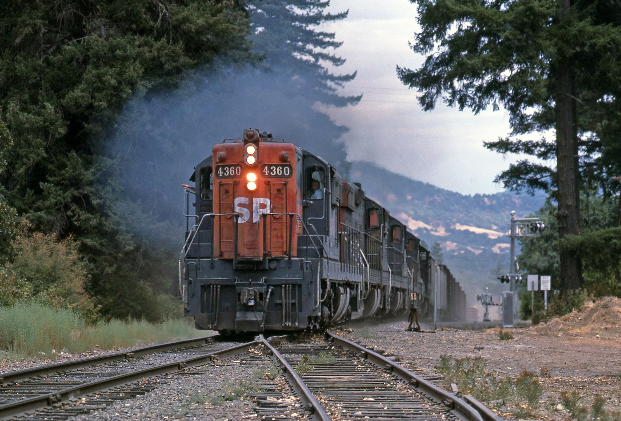 Southern Pacific train at Laughlin Road