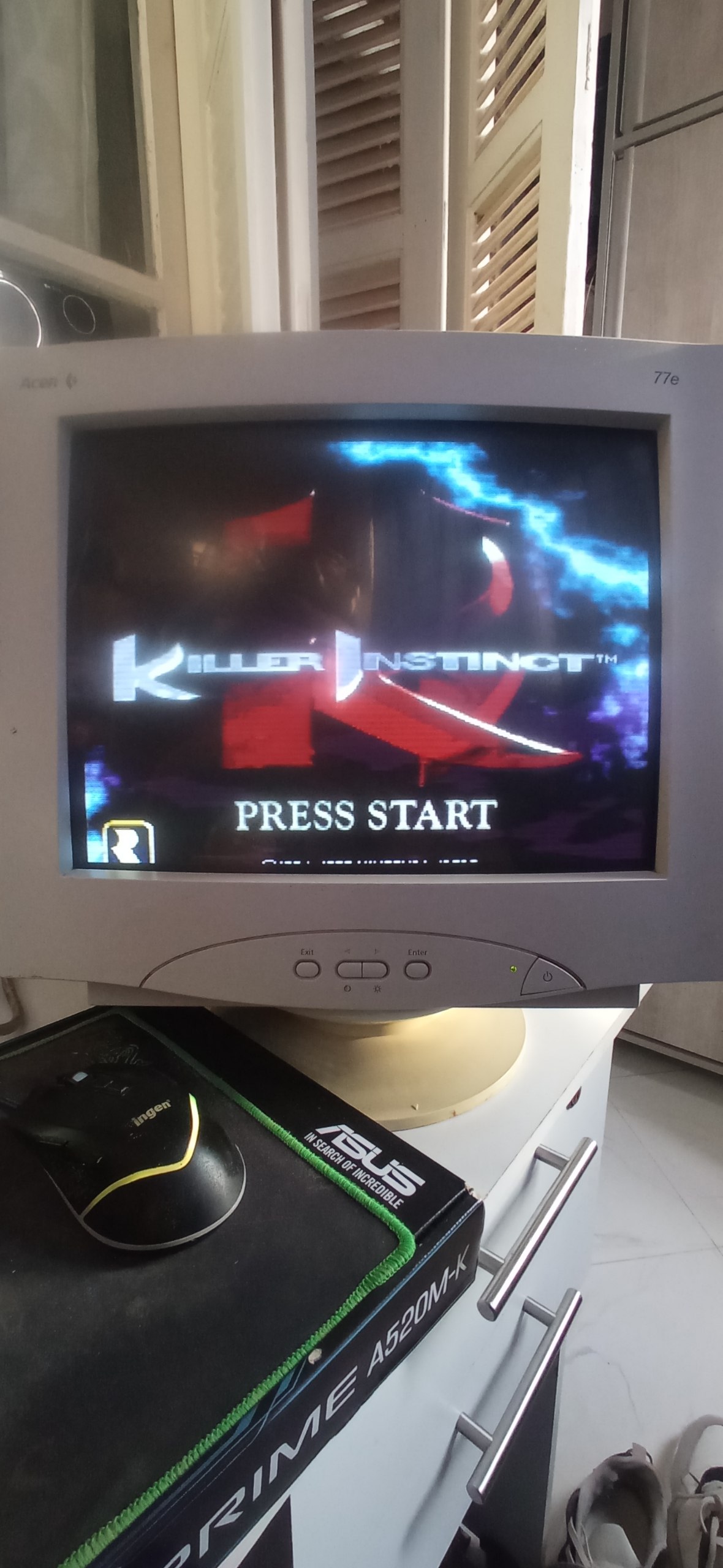 Acer CRT monitor offers amazing experience