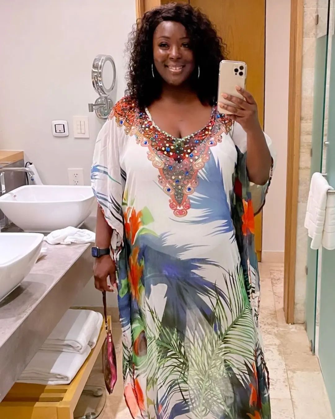 Luxury Branding Photoshoot Experience - Going on vacation? Shop Blu ...