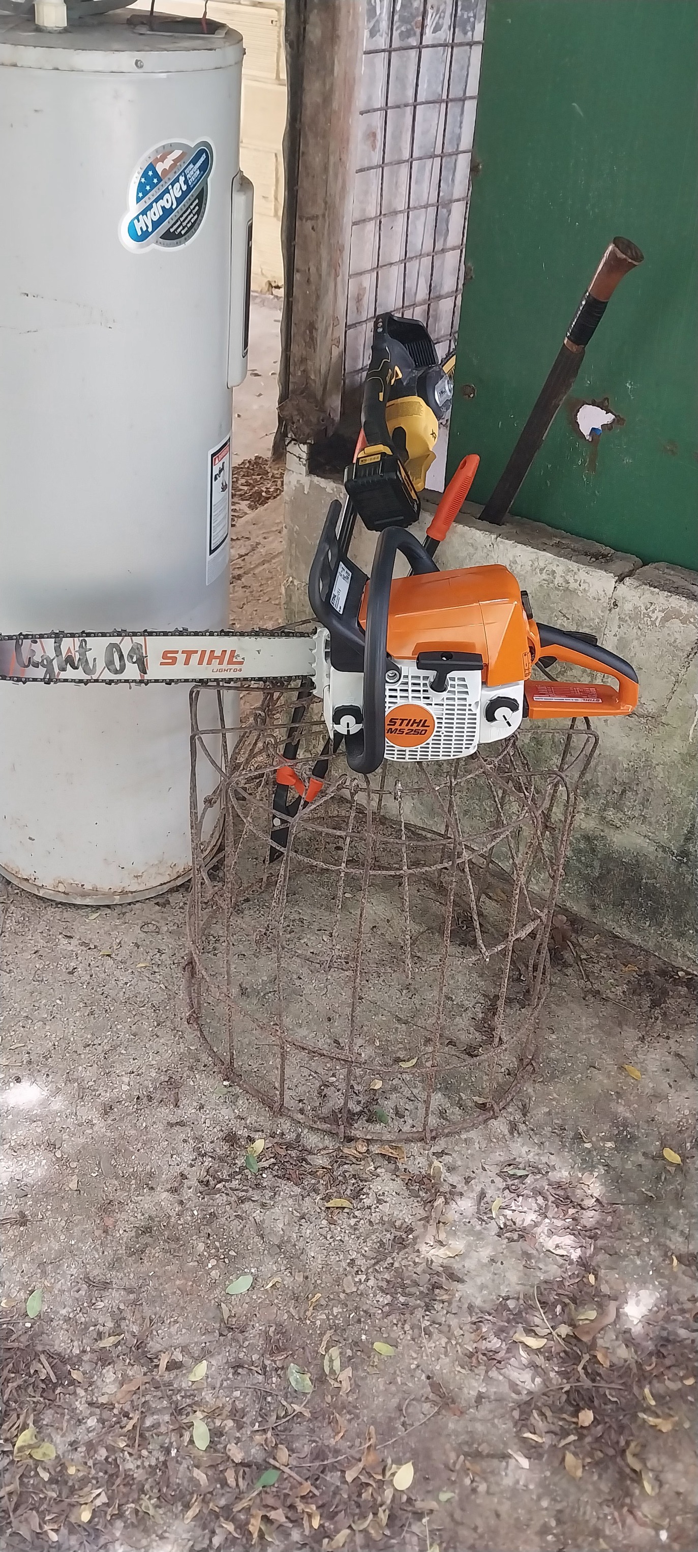 Stihl 025 MS250 - Wolf Creek Saw Shop