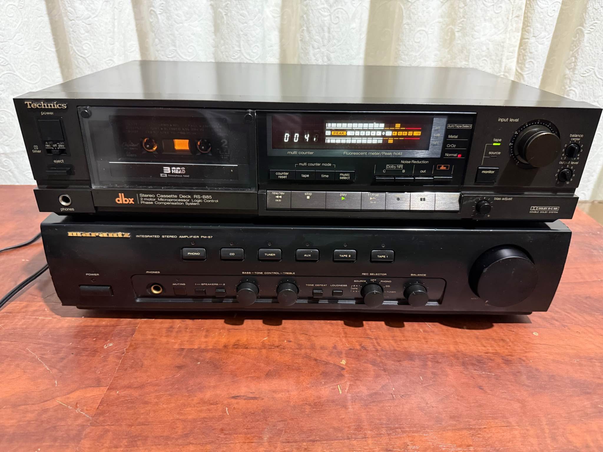 For Sale . Sony brand. Sony mini ampli 100v Blutooth . USB . CD 