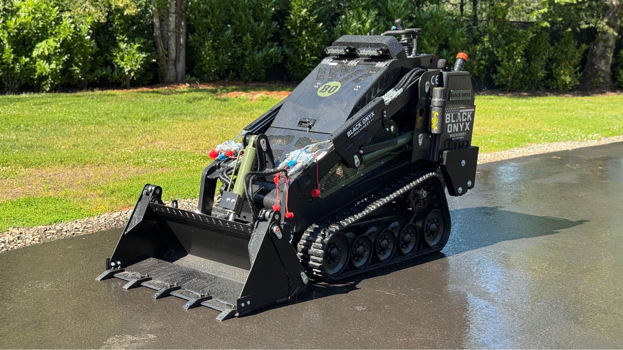 Commercial Landscape Equipment Trader | 2025 Black Onyx 580T Diesel ...