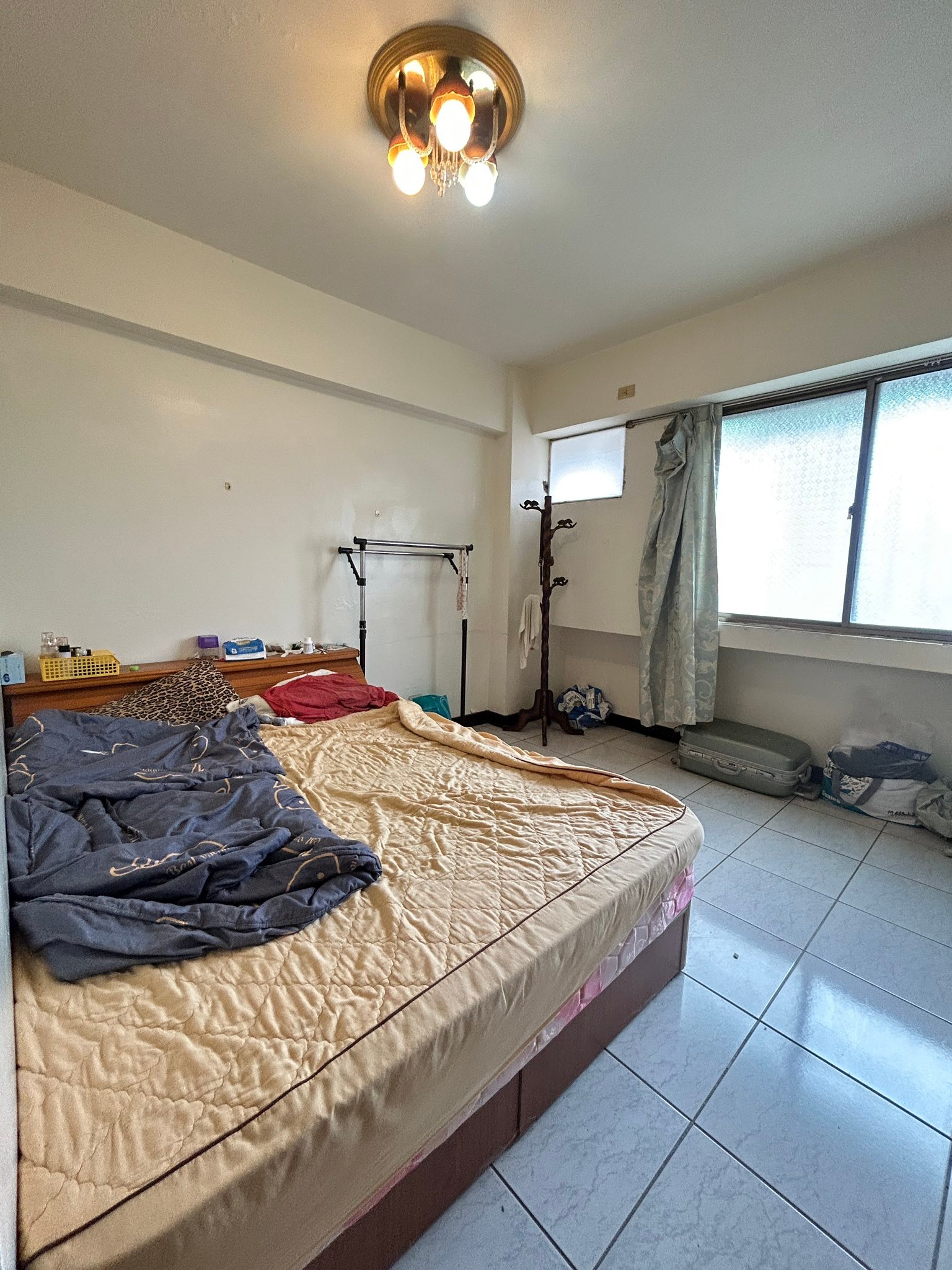 香汝 - 可愛的家輕鬆成家 2房/2廳/2衛+雙平車 格局方正，平面車位停車方便. 金華路全聯超市生活機能超棒. 地坪5.3坪 、 總建坪約 ...