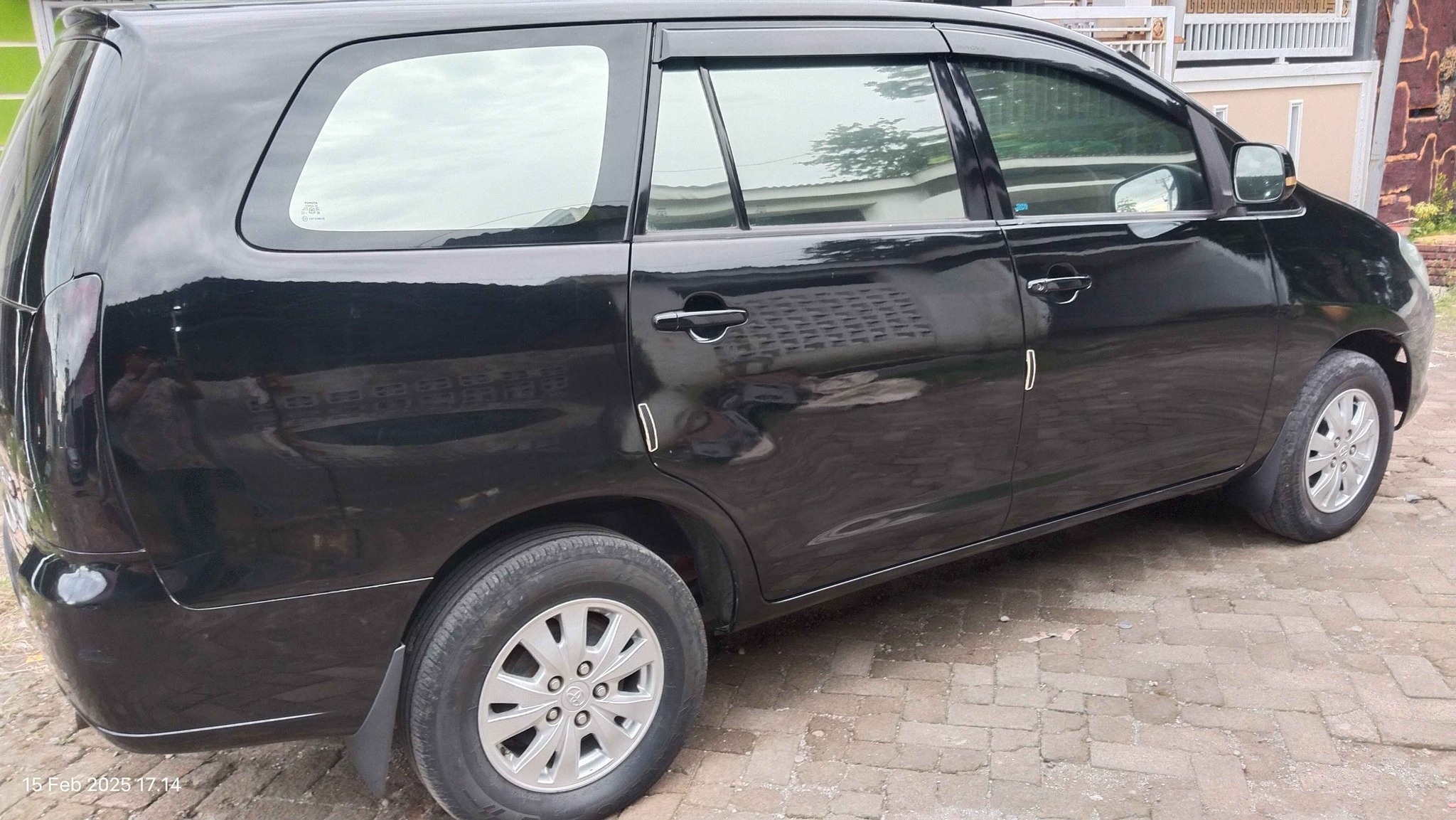 2006 Kijang inova Mini bus