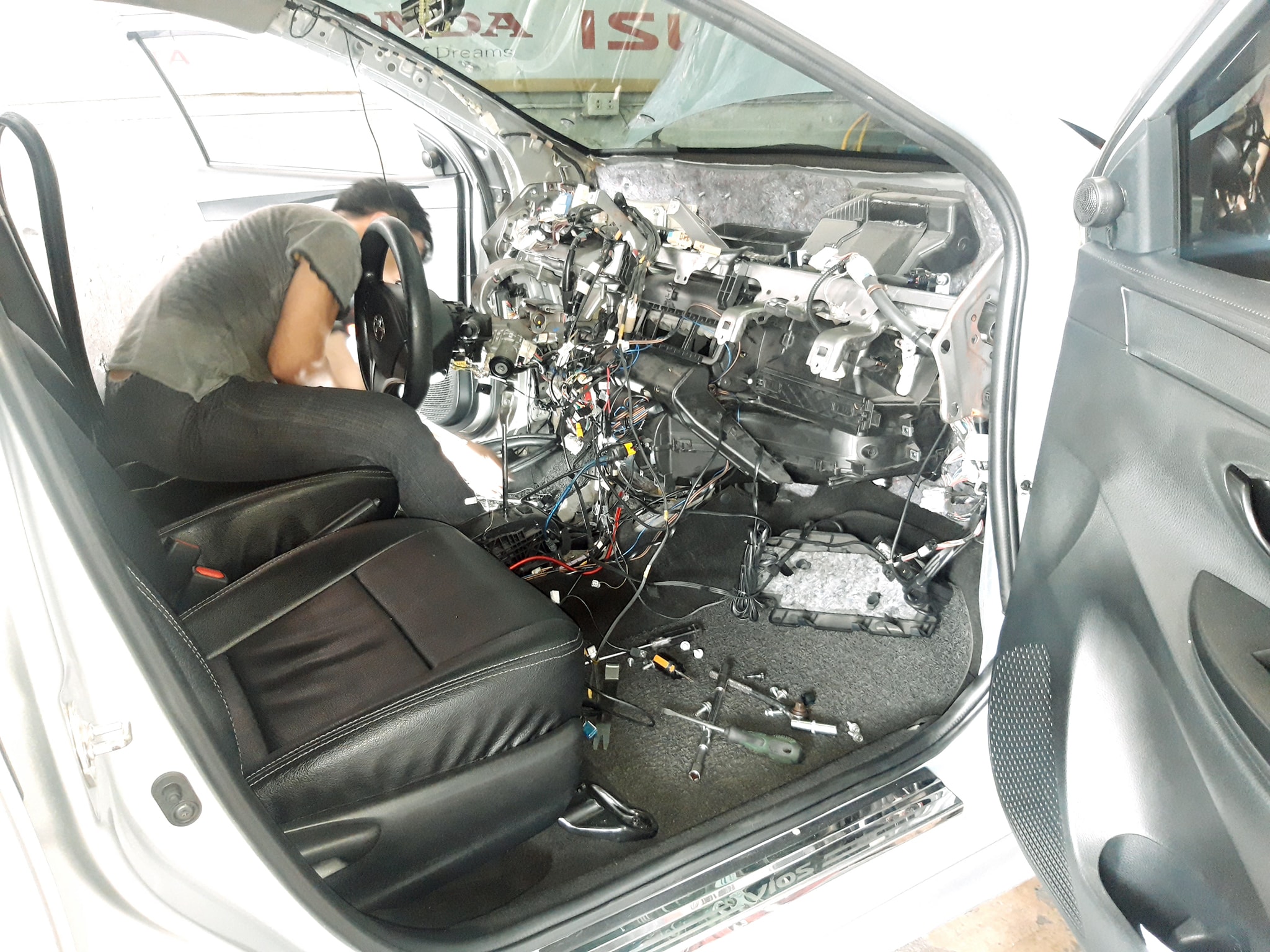 🚘TOYOTA VIOS 2017🚘 CAR Aircon General Service Repair 🔧🔩⚙👍 👉service ...