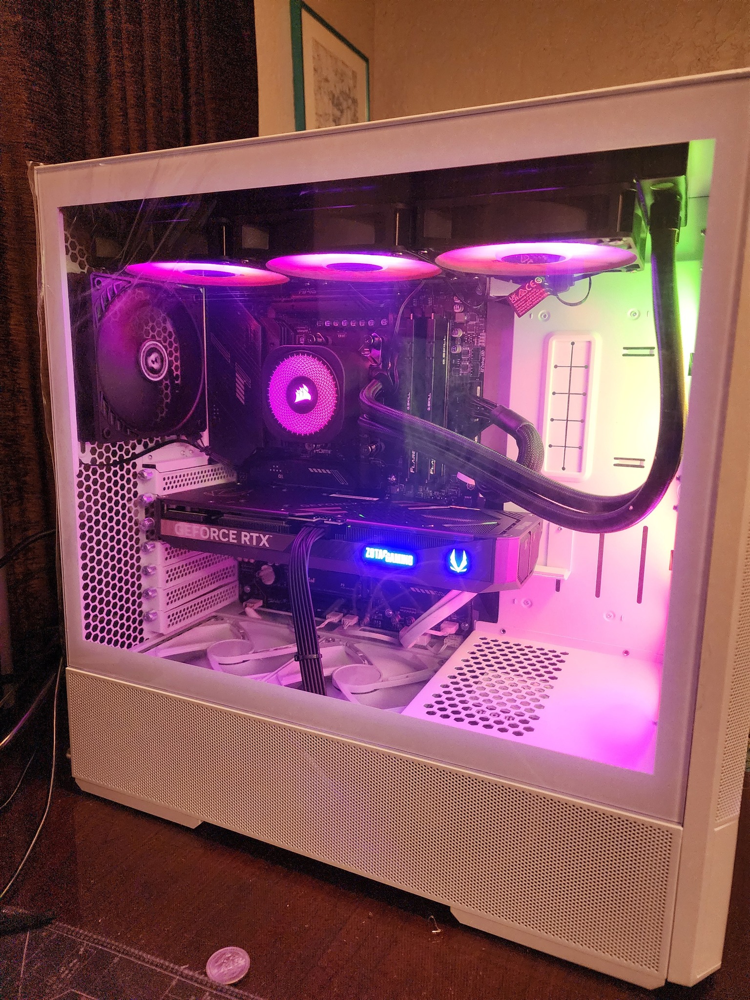 High-End PC Build with Ryzen 9 9900X and Radeon RX7600XT