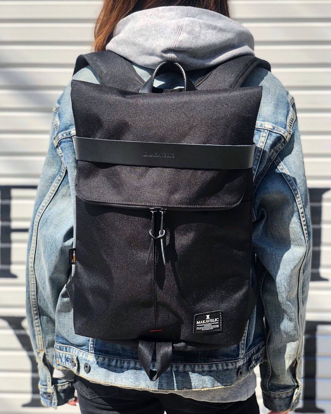 CHASE FOLD DAYPACK ?https://www.makavelic-store-hk.com/products 