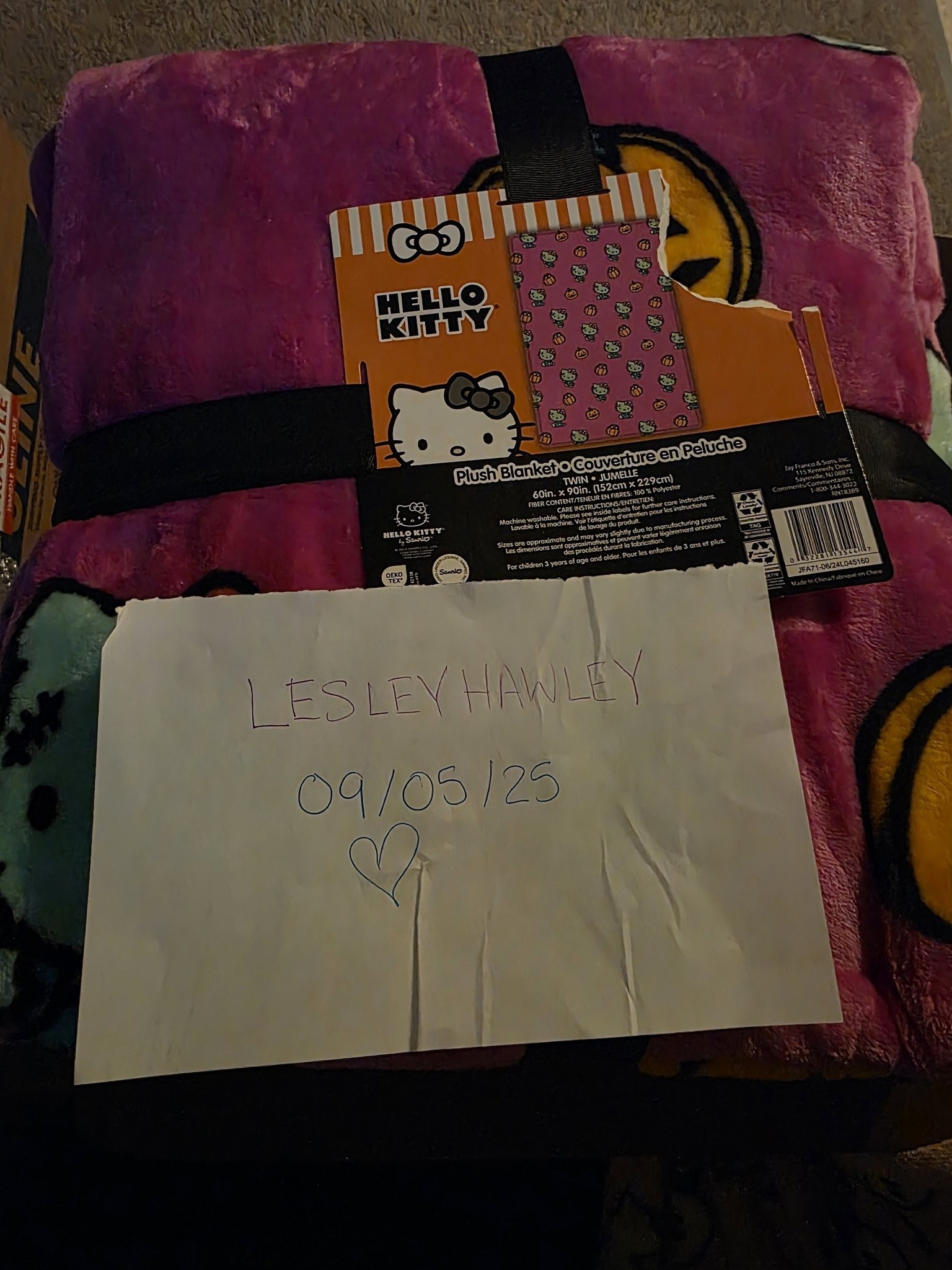 Hello kitty school set $50 In windsor 열린다 Cilb KANY AX רשיד 비0