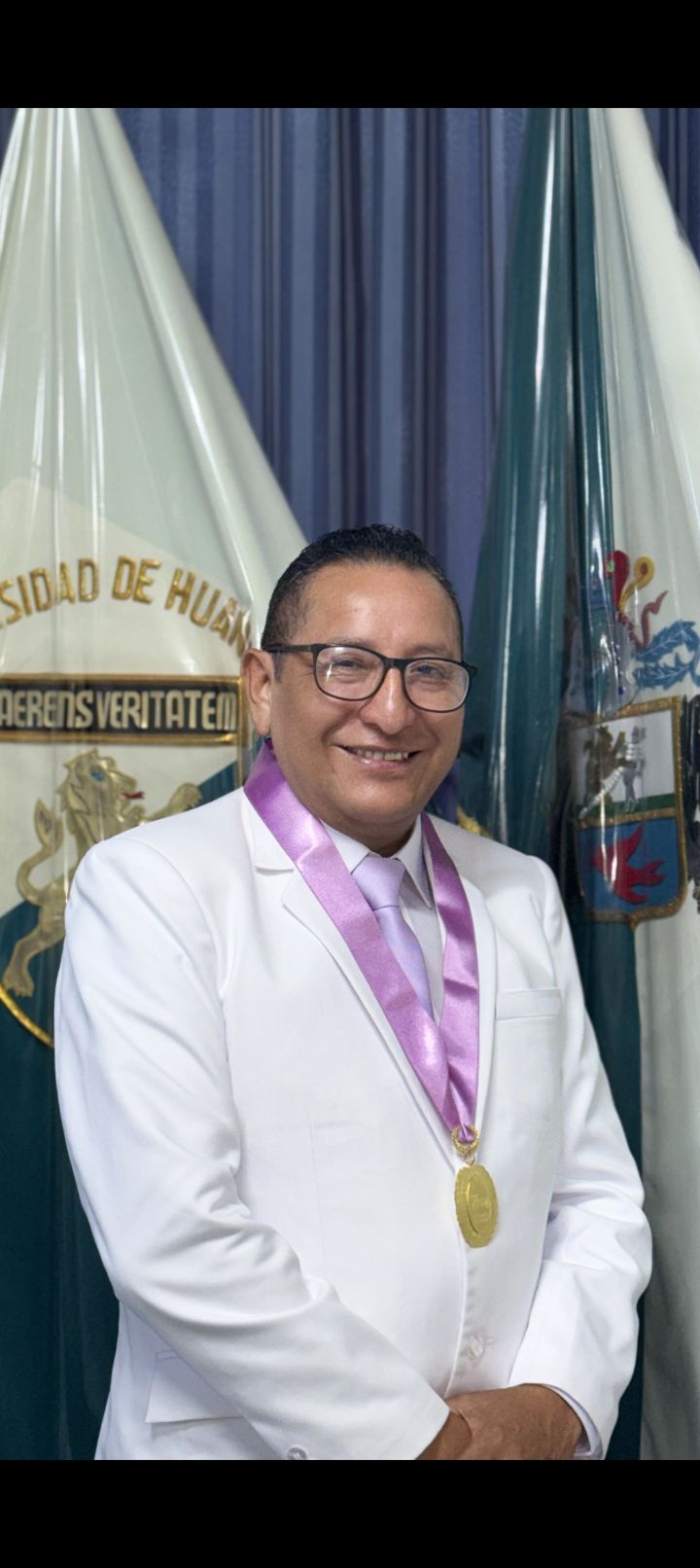 Elmer Robles Rojas