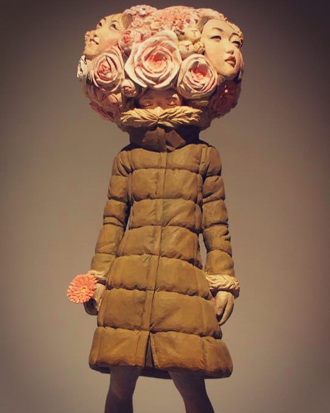 yosuke_ueno “Lily The Kit”. #yosukeueno #上野陽介#surrealart
