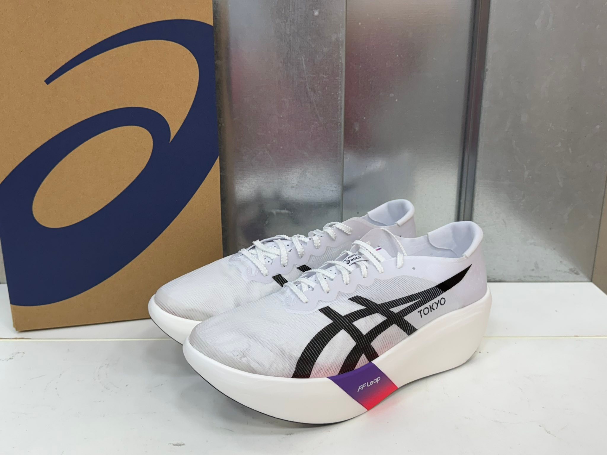 Asics Metaspeed Ray for sale