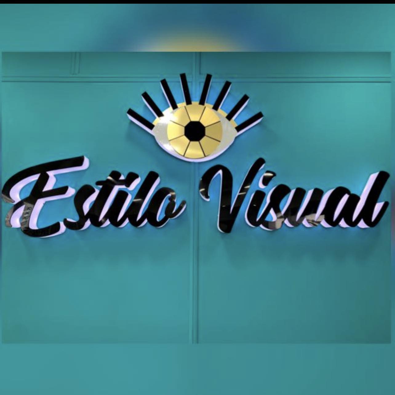 Estilo Visual Medellín added a... - Estilo Visual Medellín