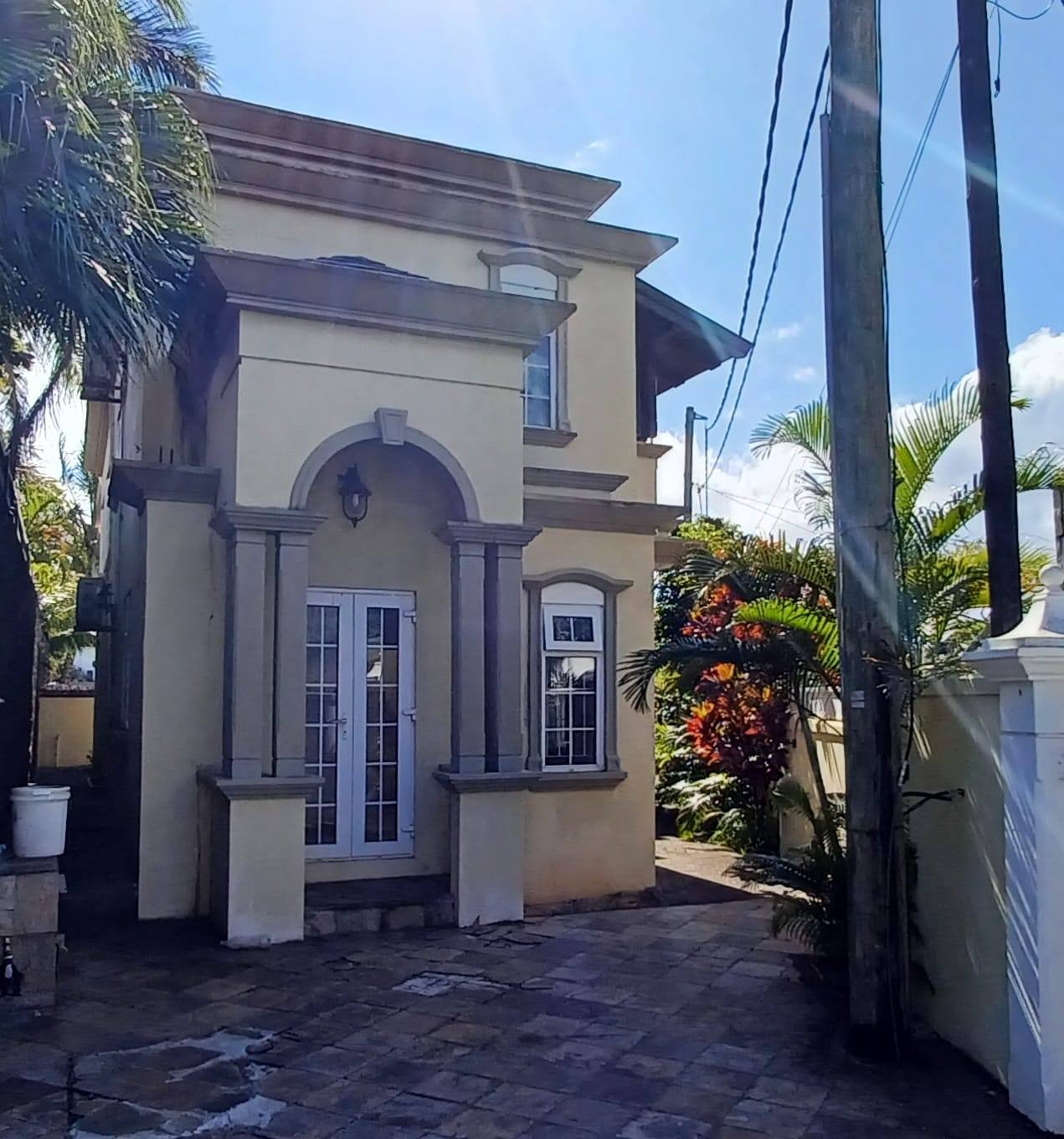 house-for-sale-in-between-perebere-and-cap-malheureux-for-more