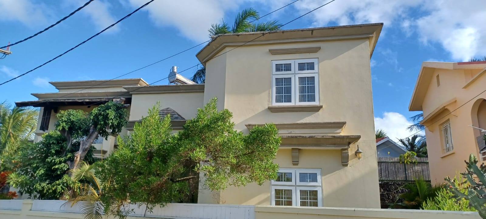 house-for-sale-in-between-perebere-and-cap-malheureux-for-more