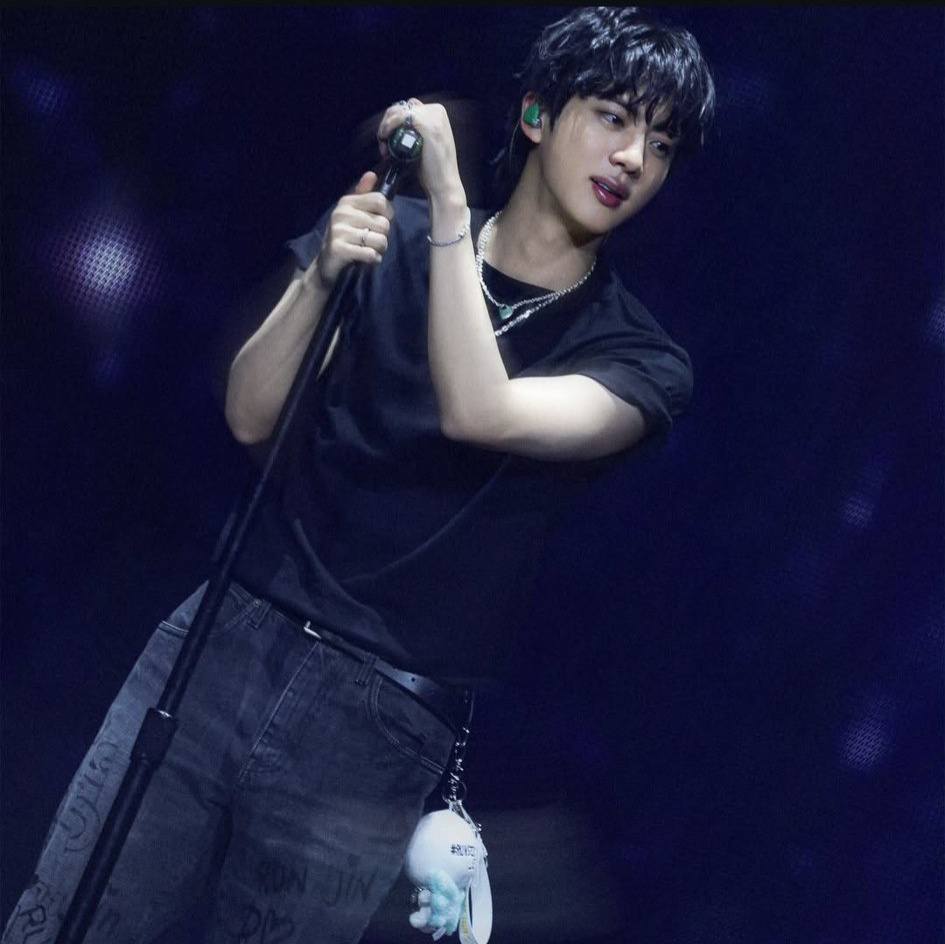 Seokjin Instagram post London day 2 #JIN #BTS #BTSジン