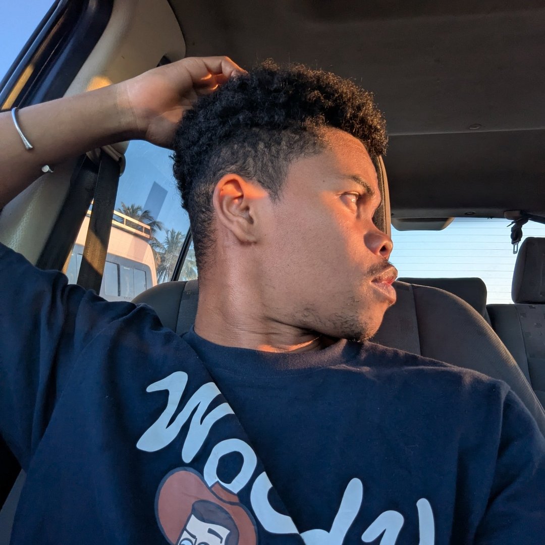 Manaelo izy 🥺 | Lionnel Lio | Facebook