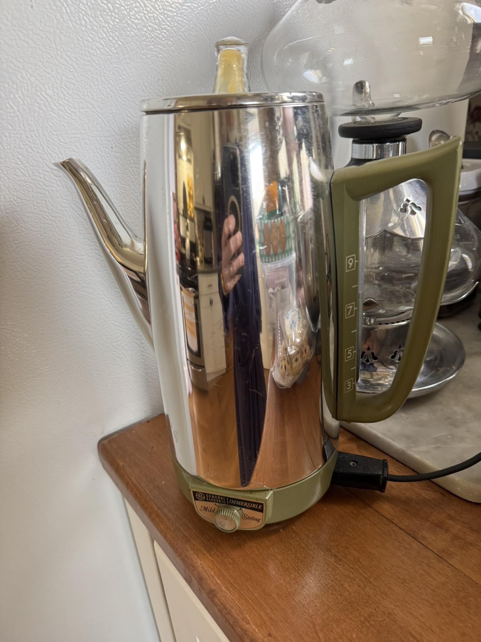 GE immersible percolator for morning coffee