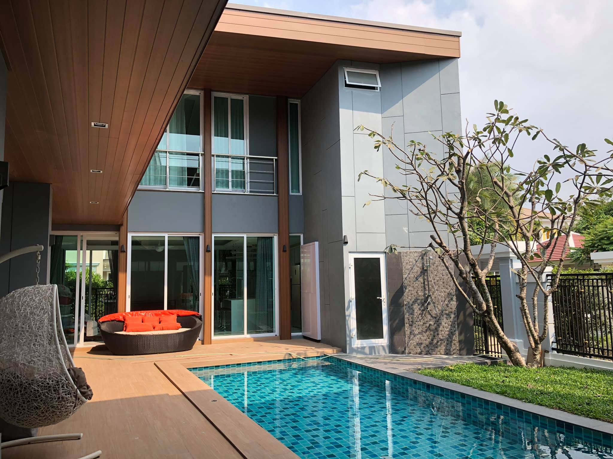 WHITE HOUSE Interior รับออกแบบตกแต่งภายใน | Bangkok