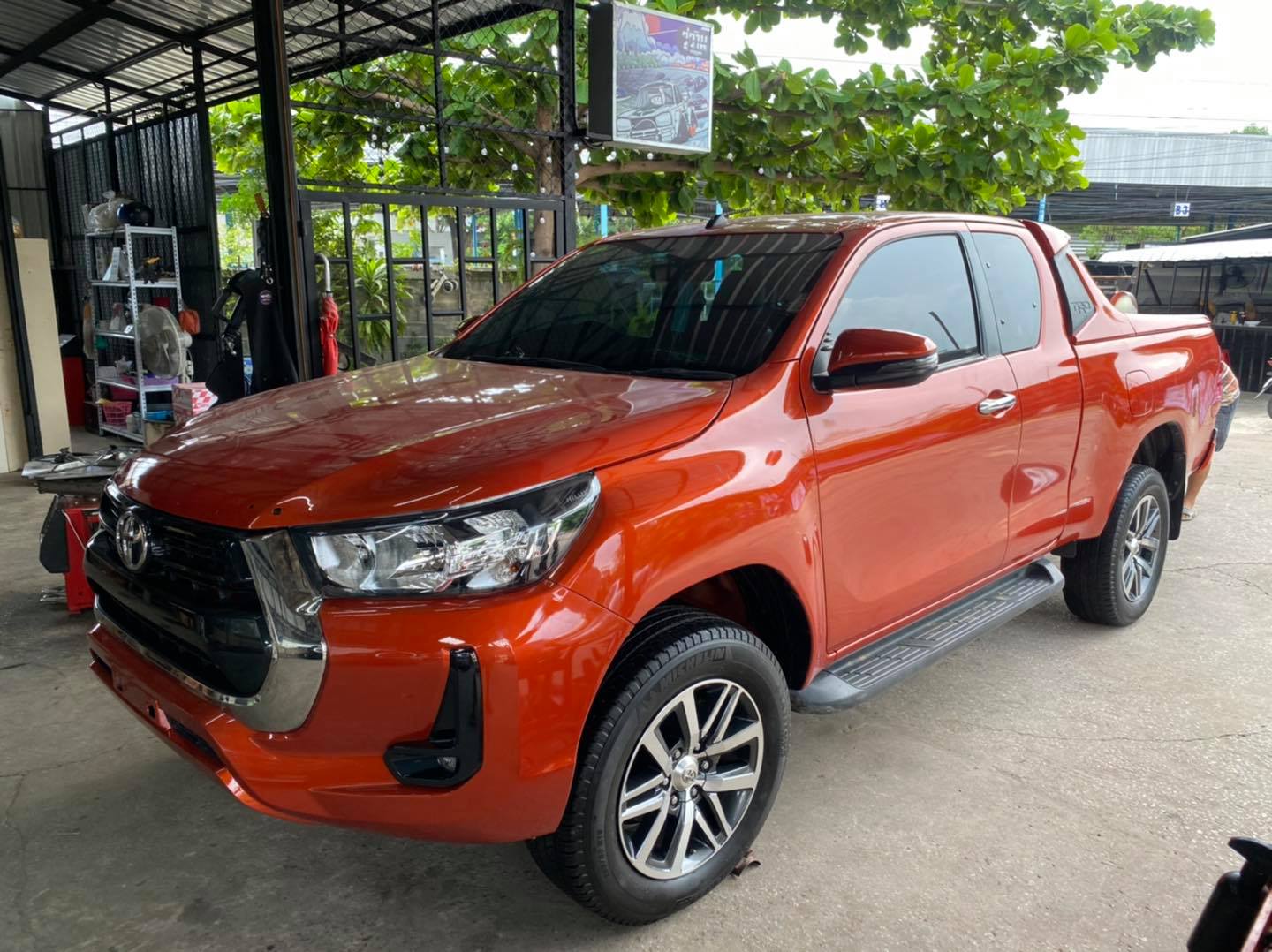 จัดให้ครับ... ล้อพร้อมยาง ฟอร์จูนเนอร์ ขอบ 18” 1 ชุด #NS_AUTO_MAX_KORAT ...