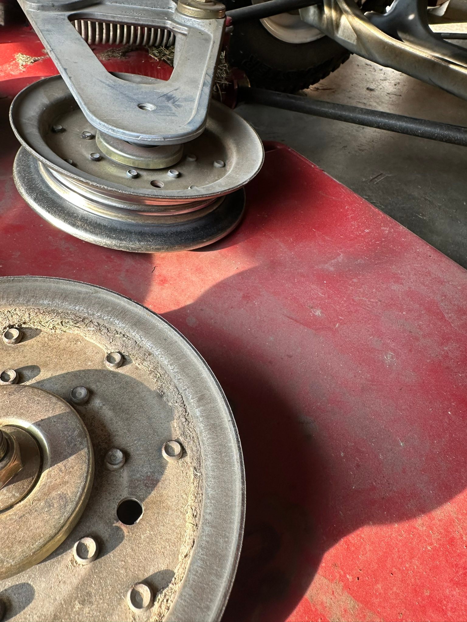 Exmark Lazer Z mower deck belt keeps breaking?