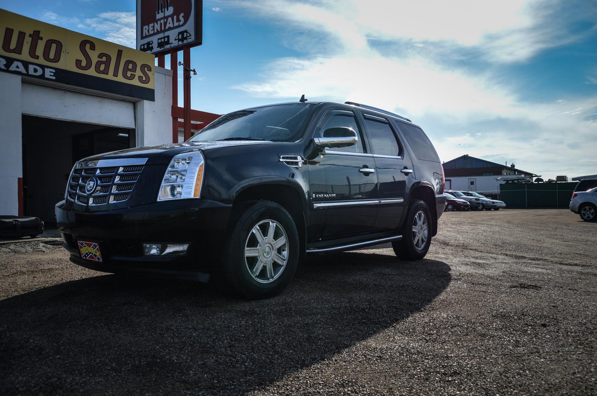 Jack's Auto Sales and RV Storage | Redcliff AB