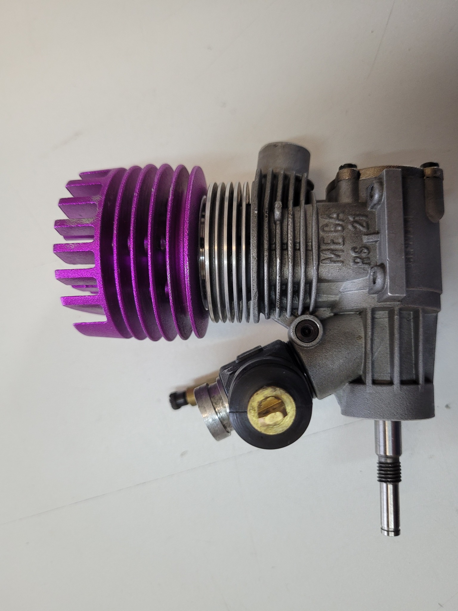 For Sale: Serpent MEGA 21 LS Engine is in used, good condition