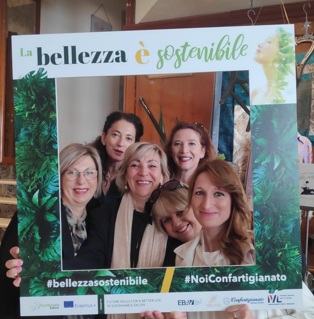 Schizzo - Schizzo added a new photo — with Farmacia...