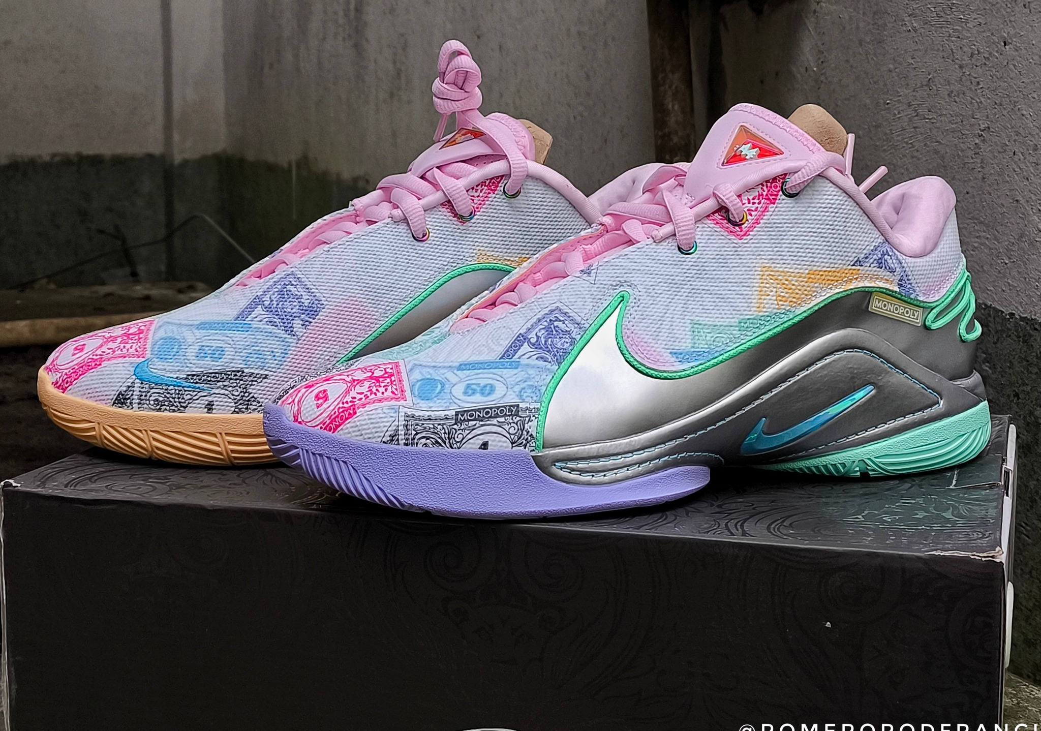 Nike Lebron 22 Monopoly Currency review