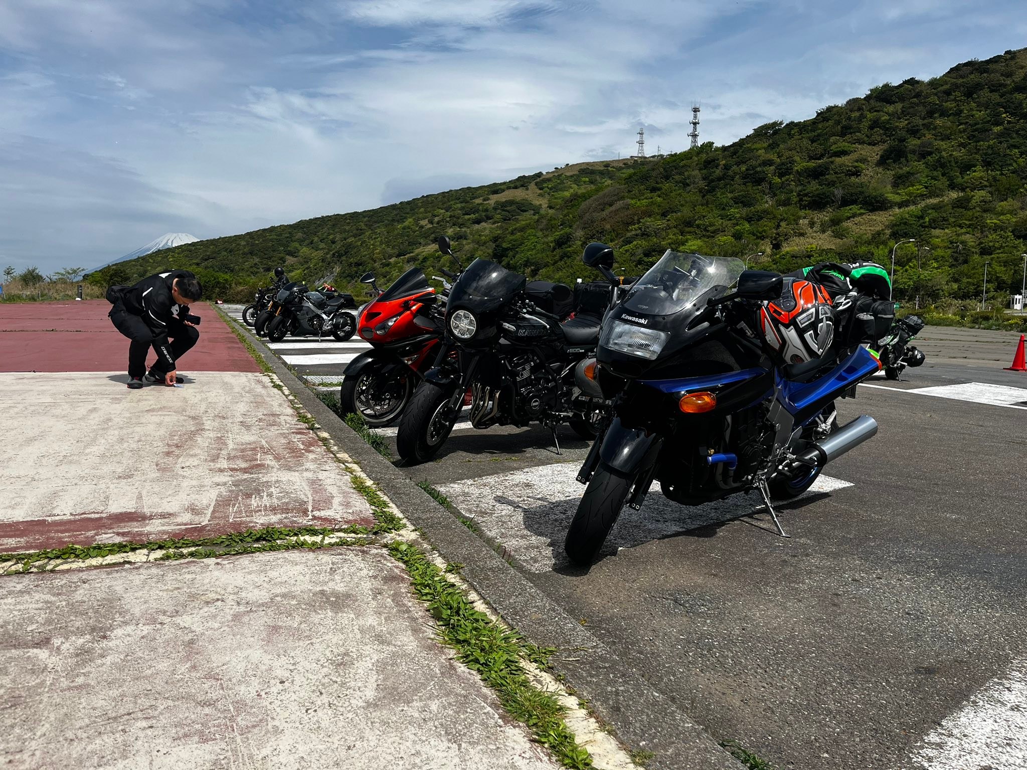 箱根ライパラ寄ったら、今回のツーリングで初のCAFEと遭遇🤣
