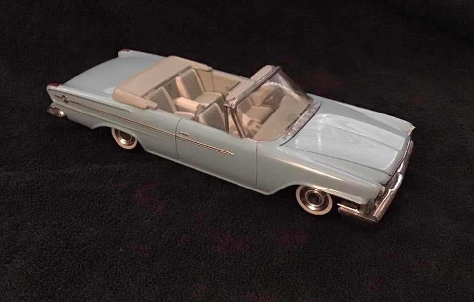 Jo -han '66 '67 Chrysler 300 CUI ١