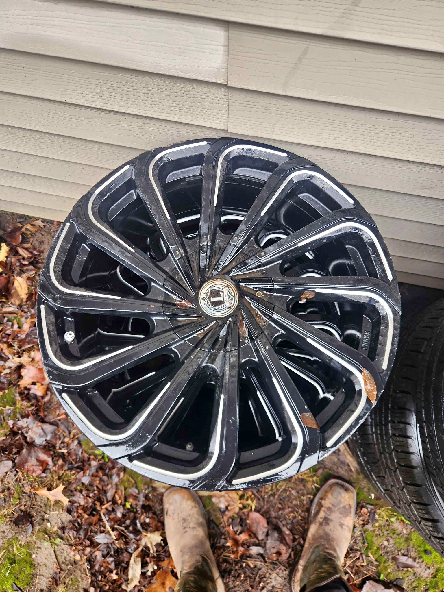 28 inch rims - Car Wheels, Tires & Parts - Springfield, Illinois ...