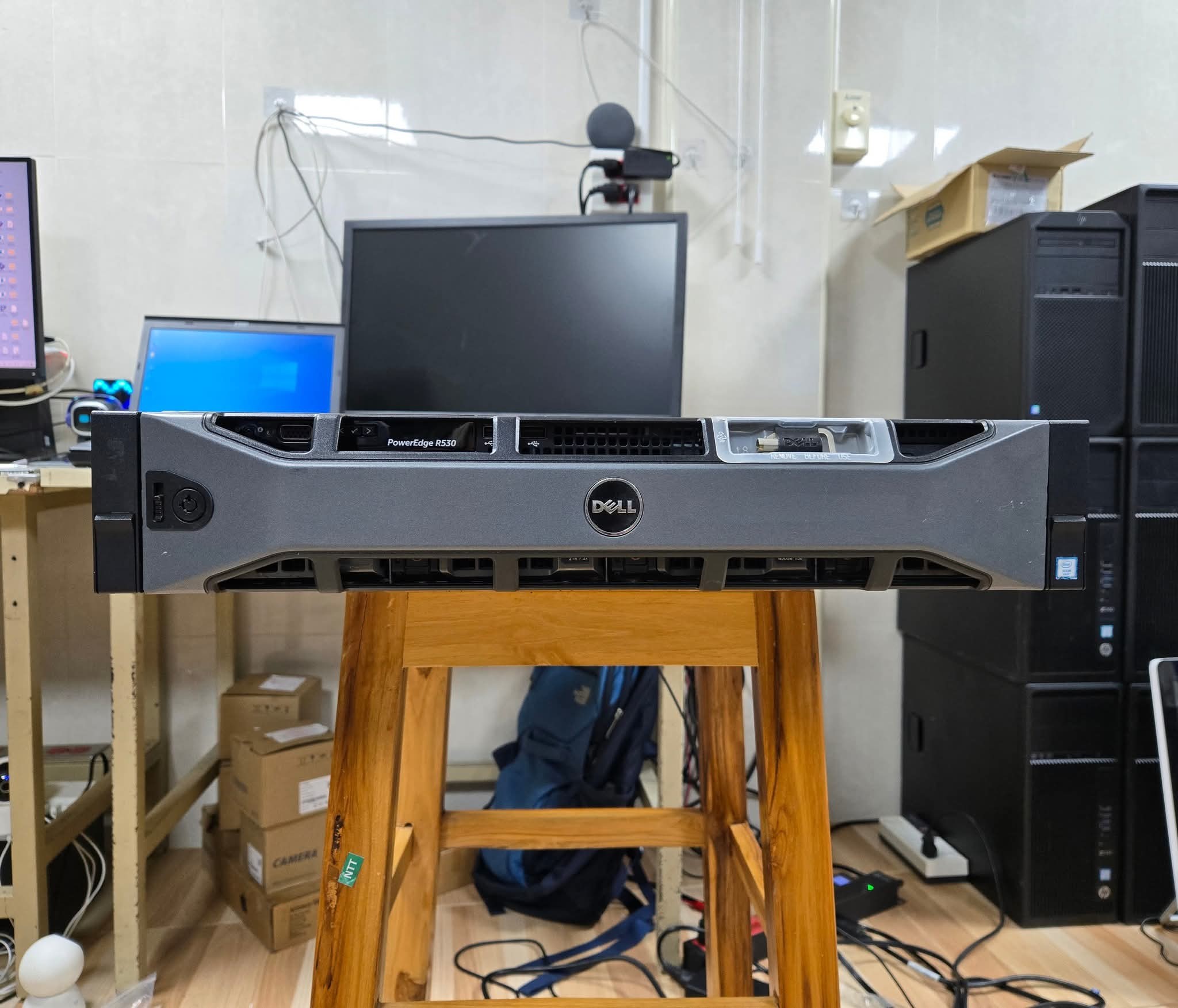 ปกรณ์ มีสันฐาน - 💻 Dell PowerEdge R530 ขายแล้ว... | Facebook