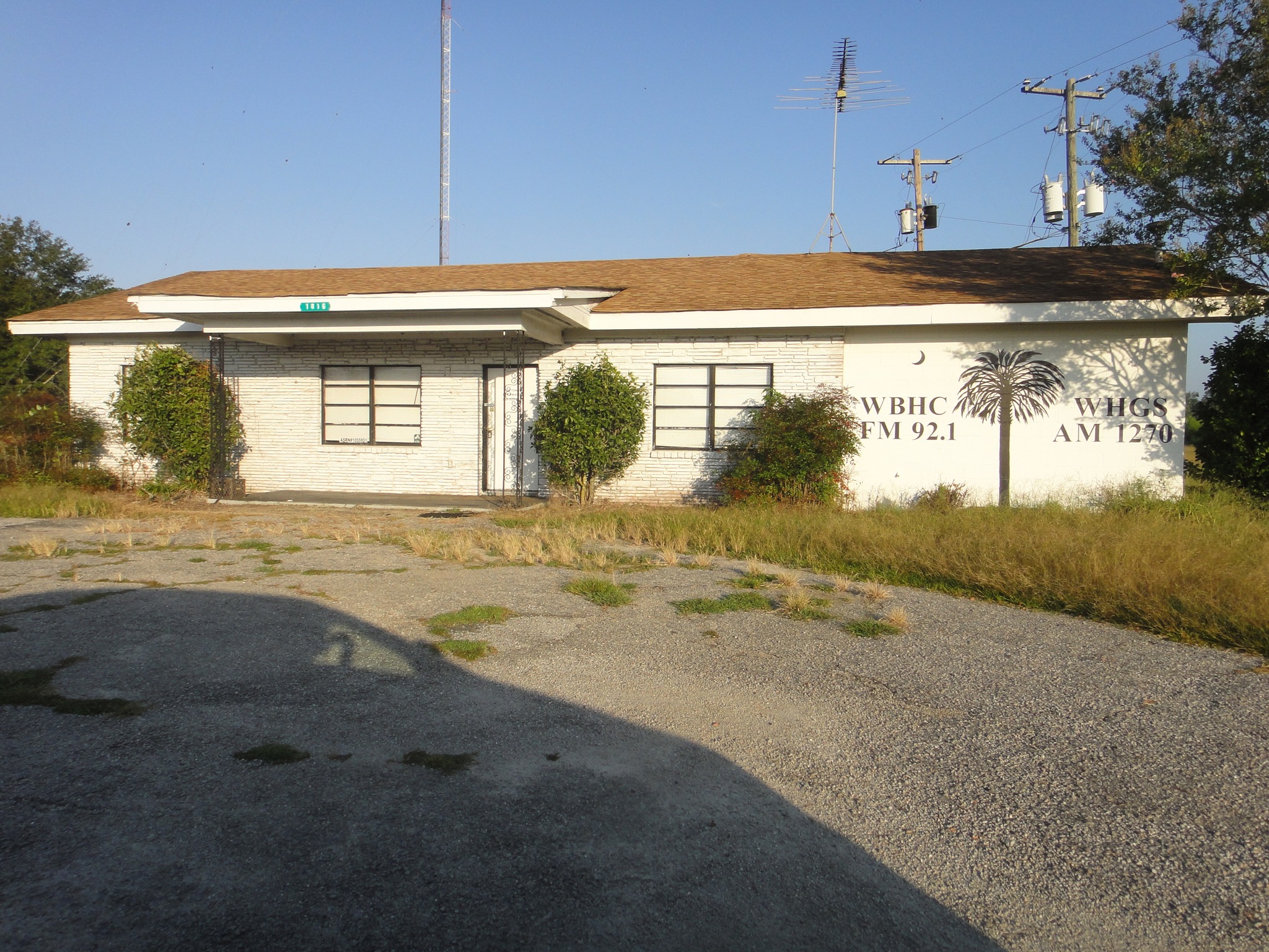 Small town radio stations decline in America