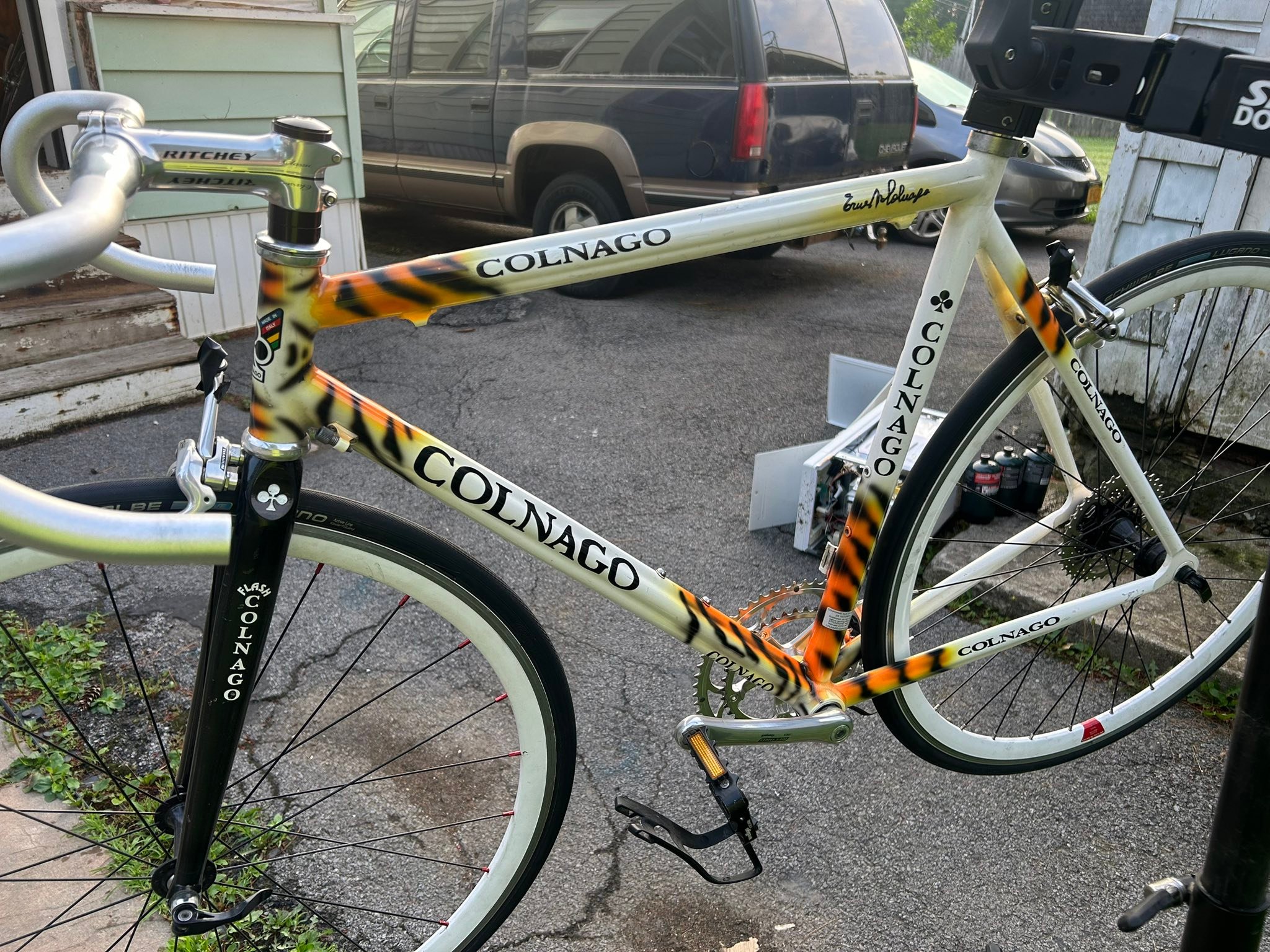 What period correct groupset and parts to put on a Colnago Dream bike?