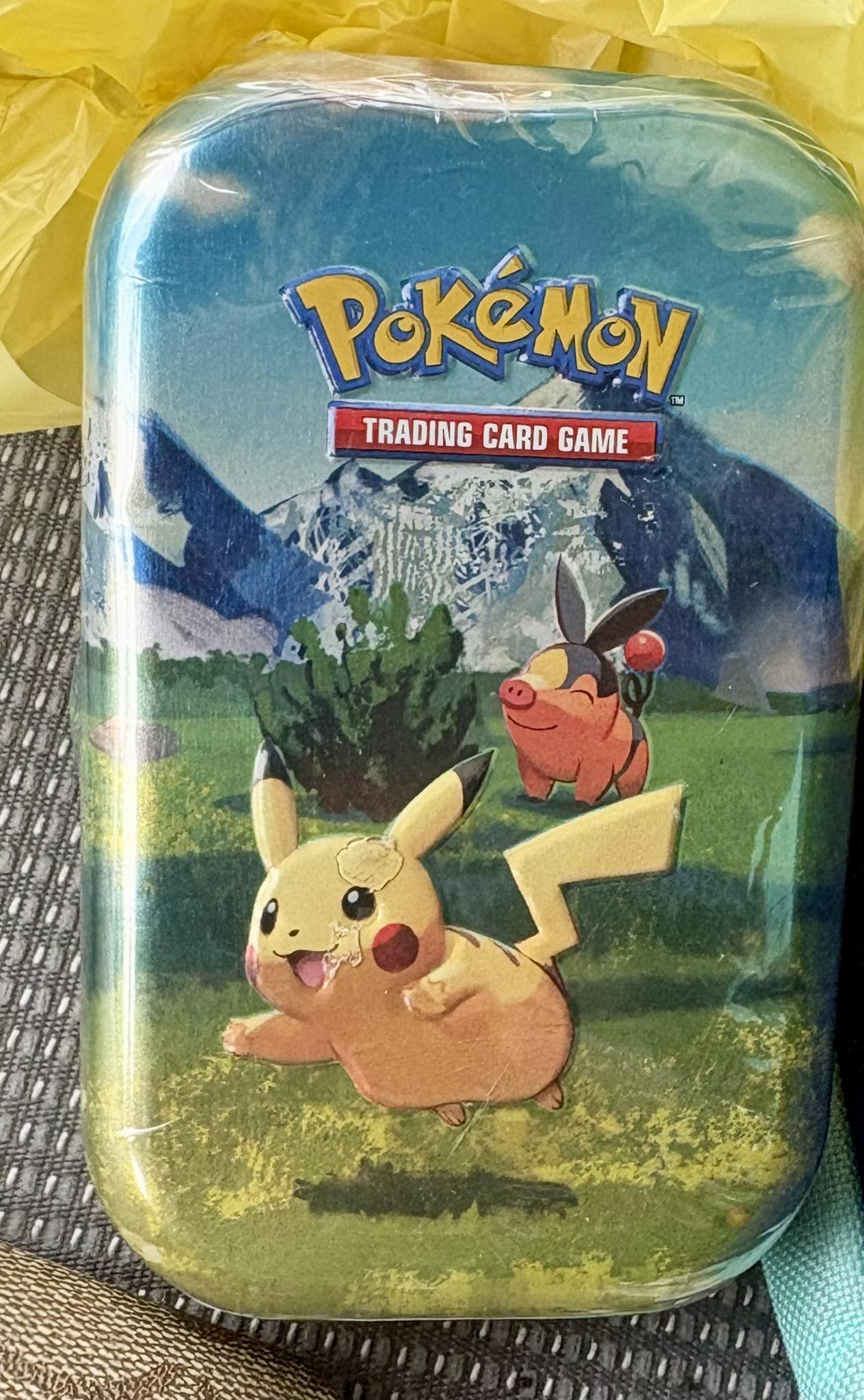pikachu pokemon card tin Pokmon TCG: V Powers [Pikachu V] (International Version) Choose the explosive energy of Volcanion Pokmon TCG: Mega Evolution ME2.5